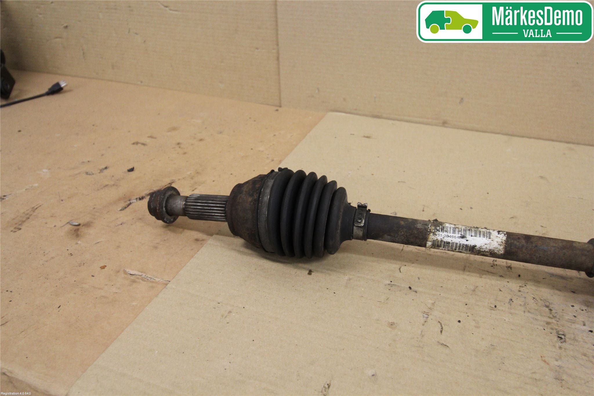 Ford FIESTA 09-12 Drivaxel Fram Höger
