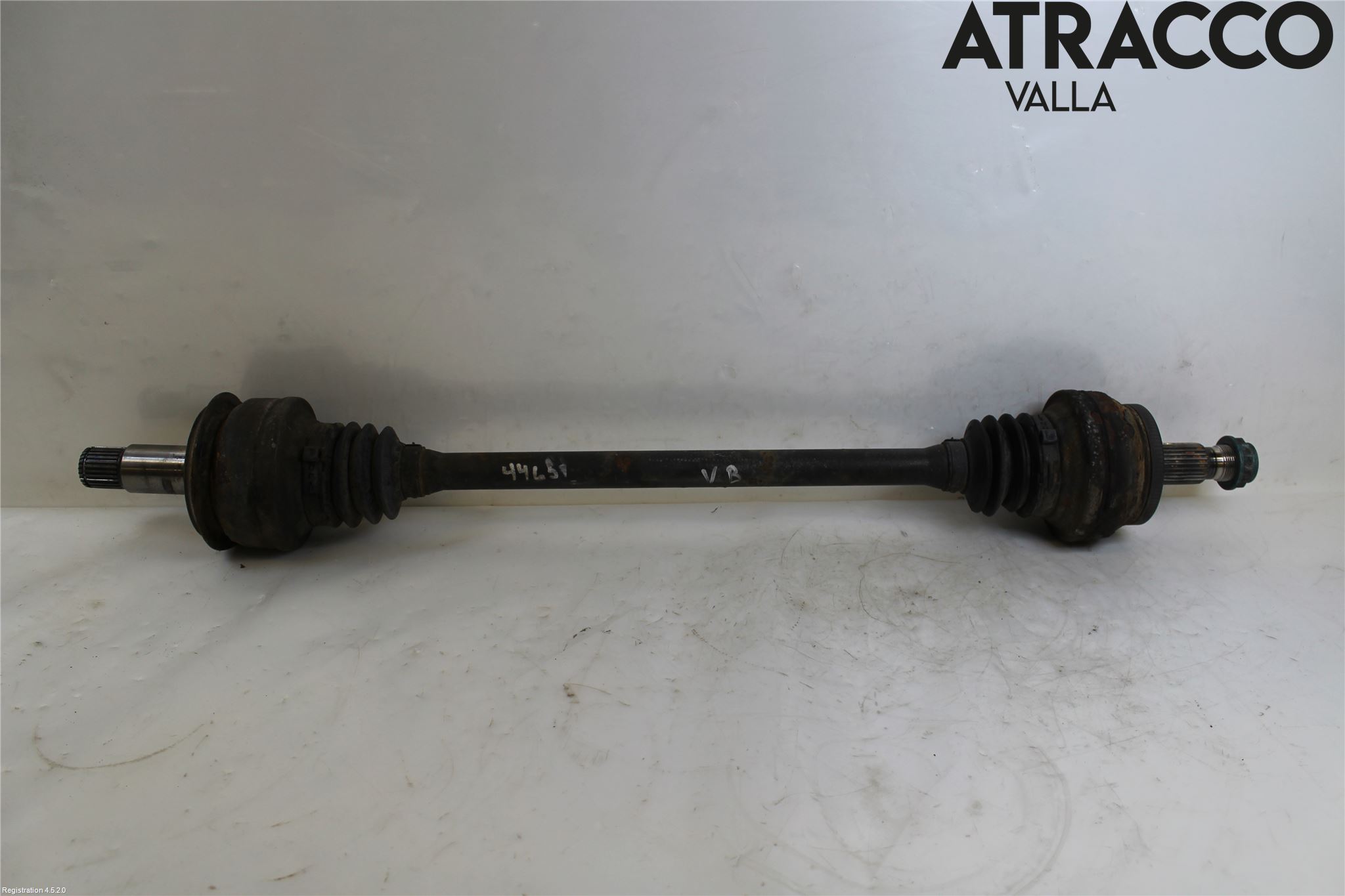 Mercedes-Benz MB C-KLASS (W204) 07-15 Drivaxel Bak Vänster
