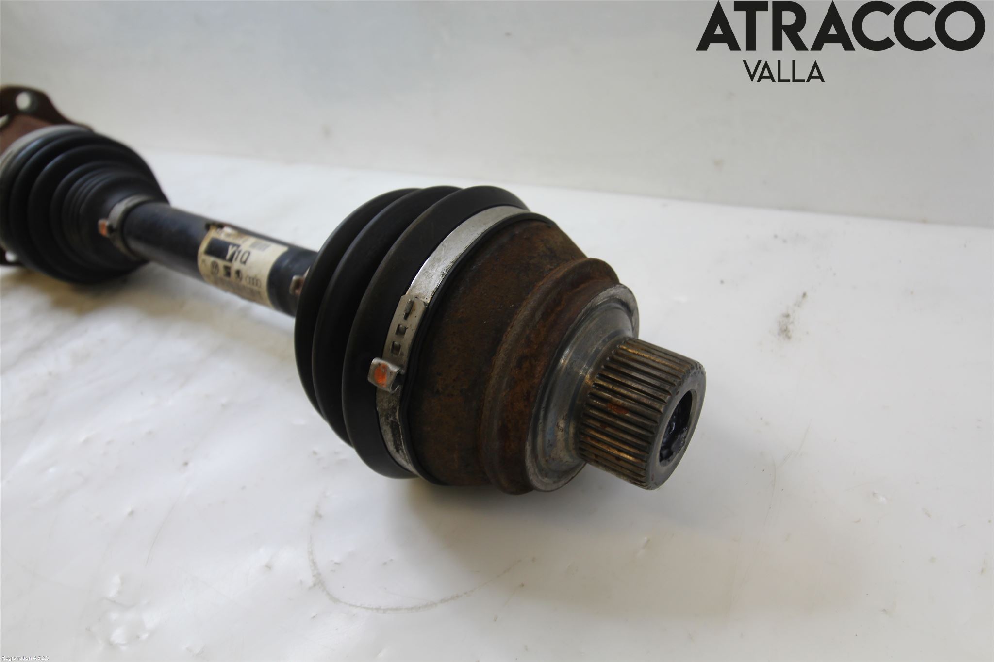 Audi A4/S4 08-11 Drivaxel Fram Höger