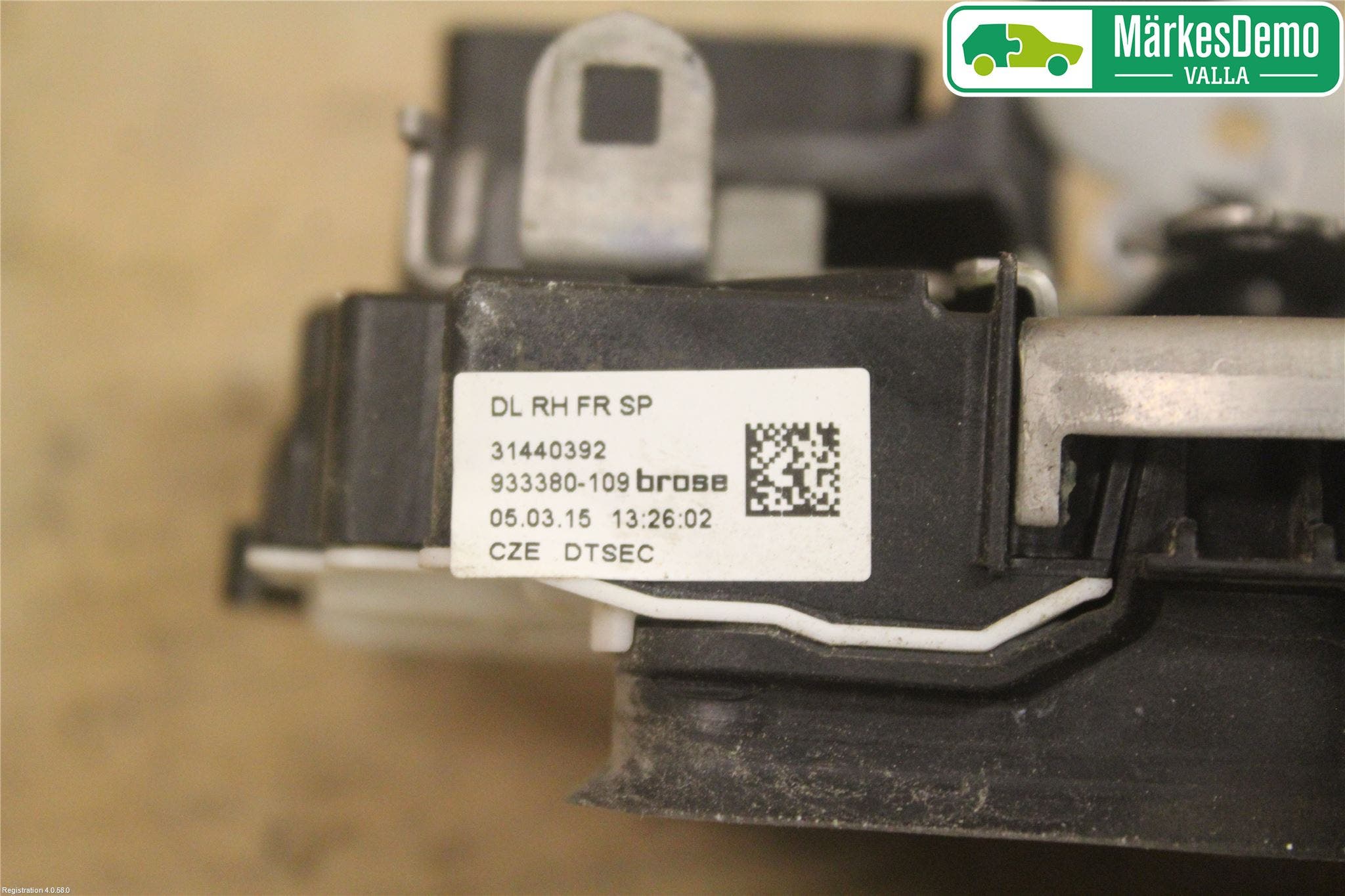 Volvo V40 12-19 Låskista-Dörrlås