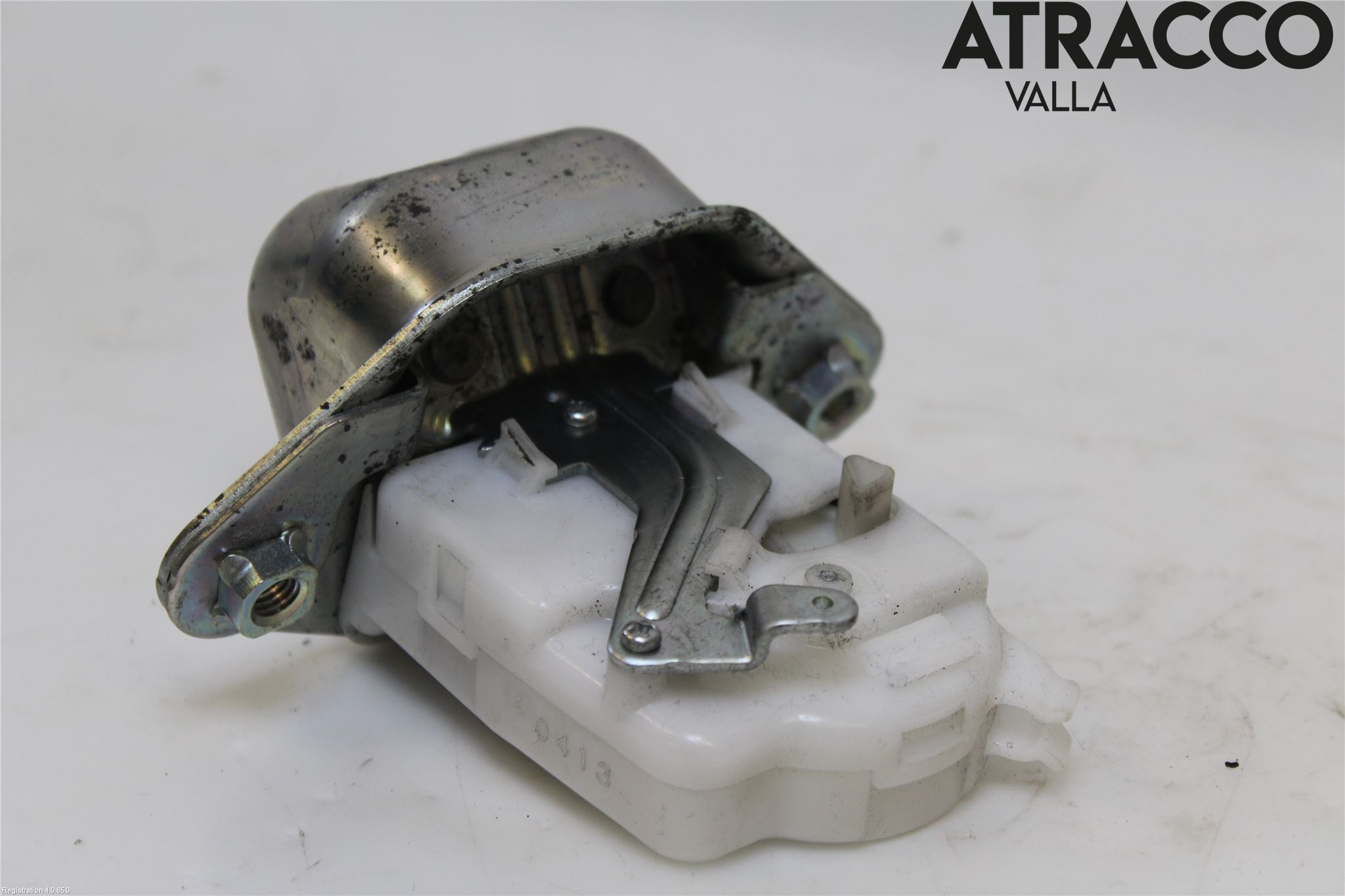 Subaru OUTBACK 10-15 Låskista Baklucka