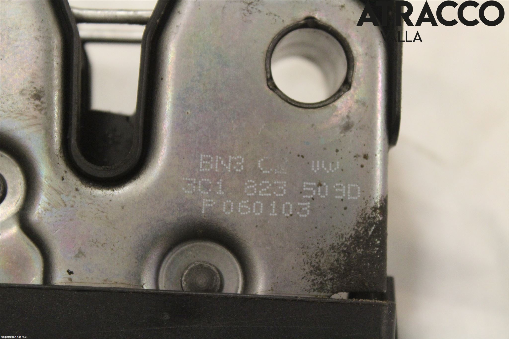 Volkswagen VW PASSAT 05-11 Huvlås