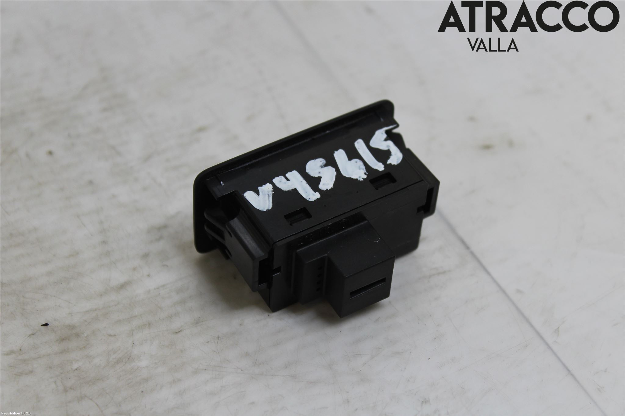 Audi A4 12-15 Strömställare Baklucka