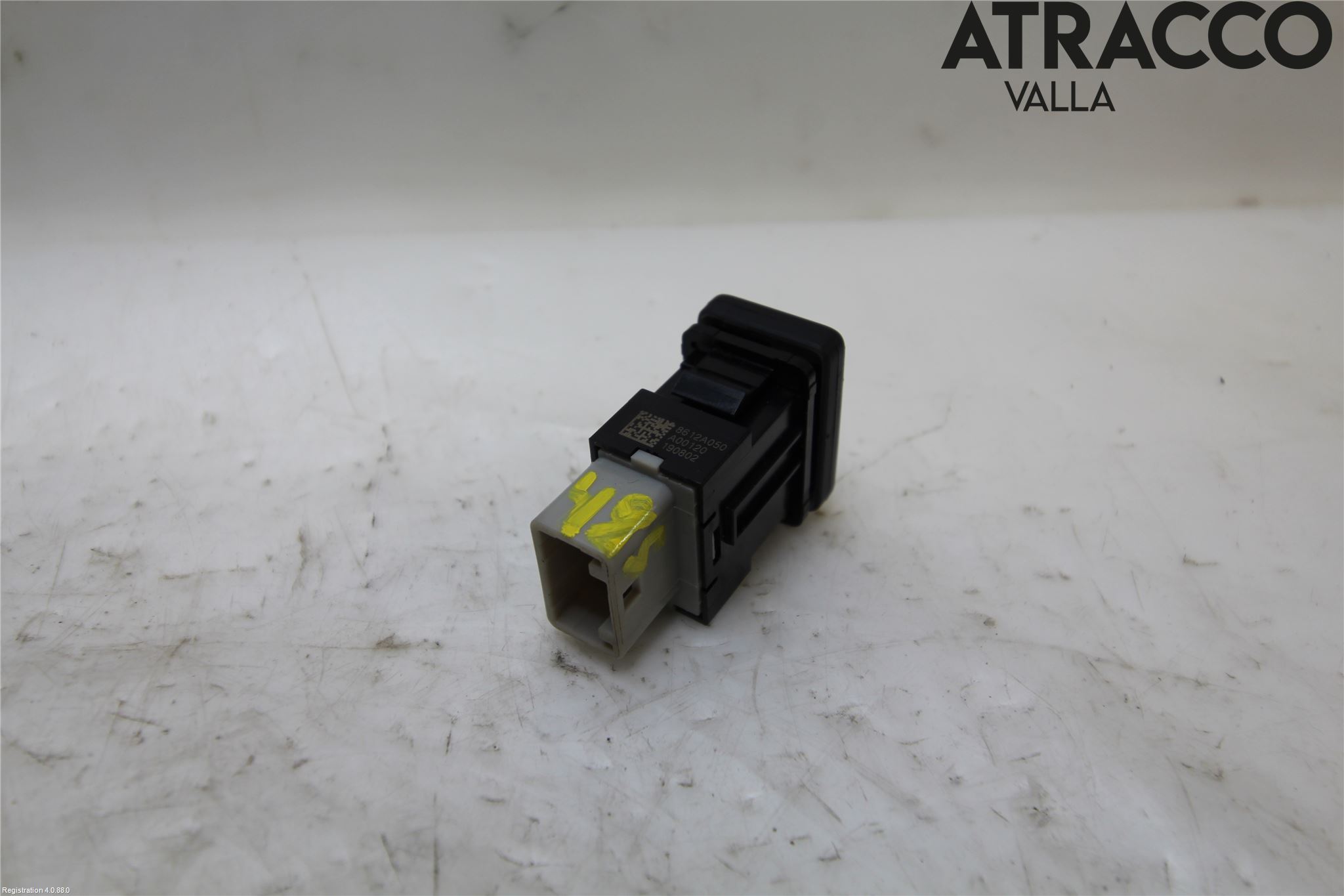 Mitsubishi OUTLANDER 13-21 Strömställare Övrigt