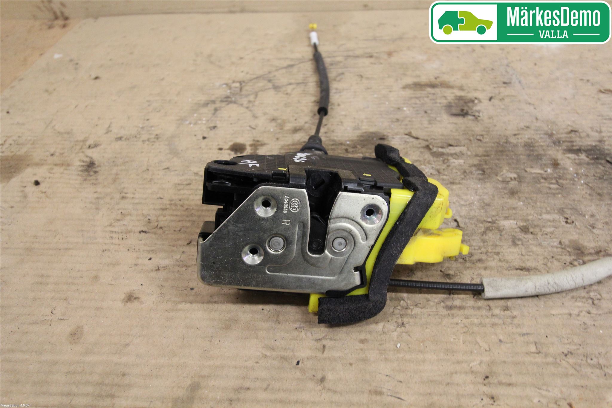 Kia CEED 12-18 Låskista-Dörrlås