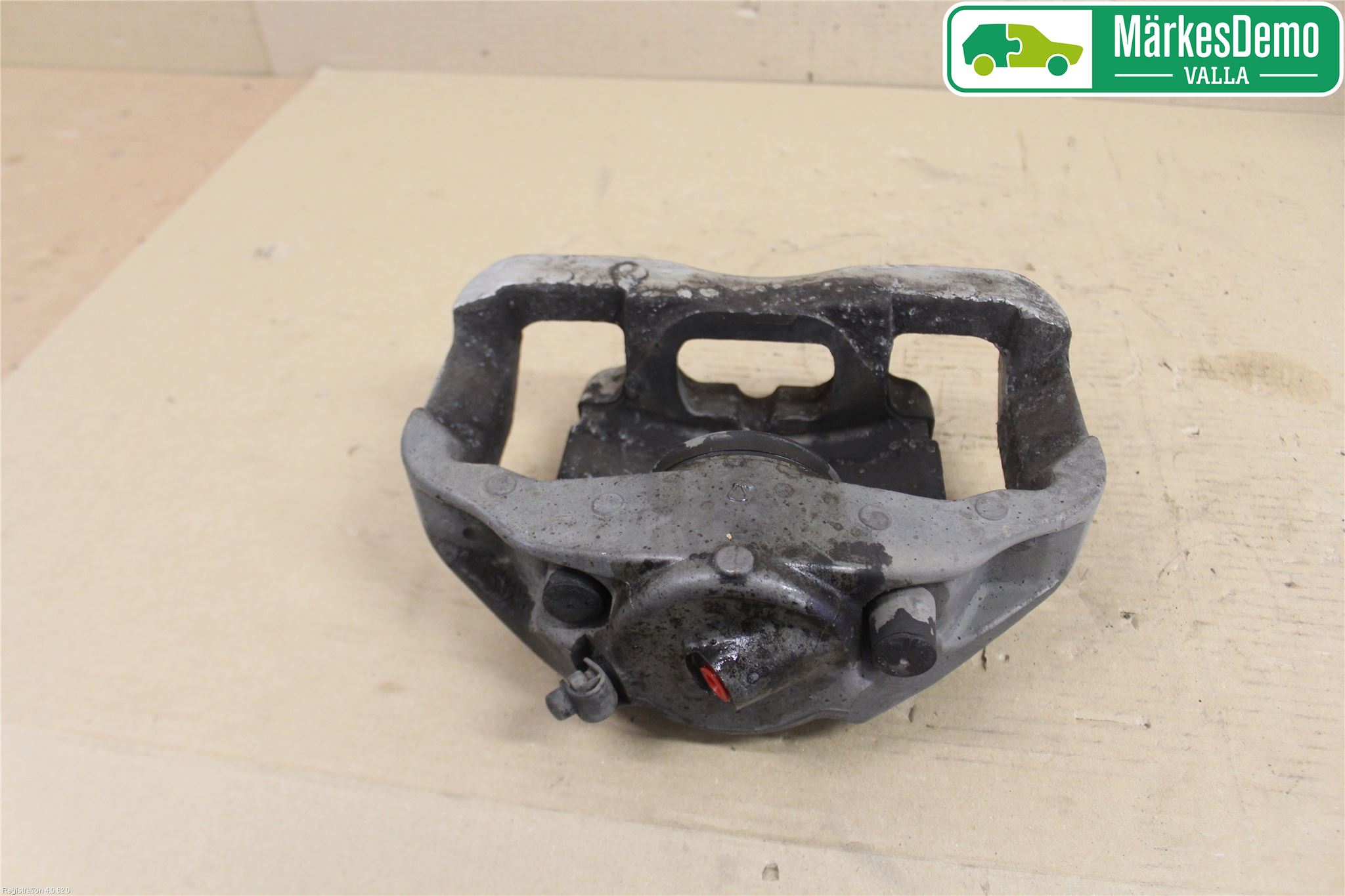 BMW 5 E60/61 Sed/Tou 02-10 Bromsok Fram Vänster