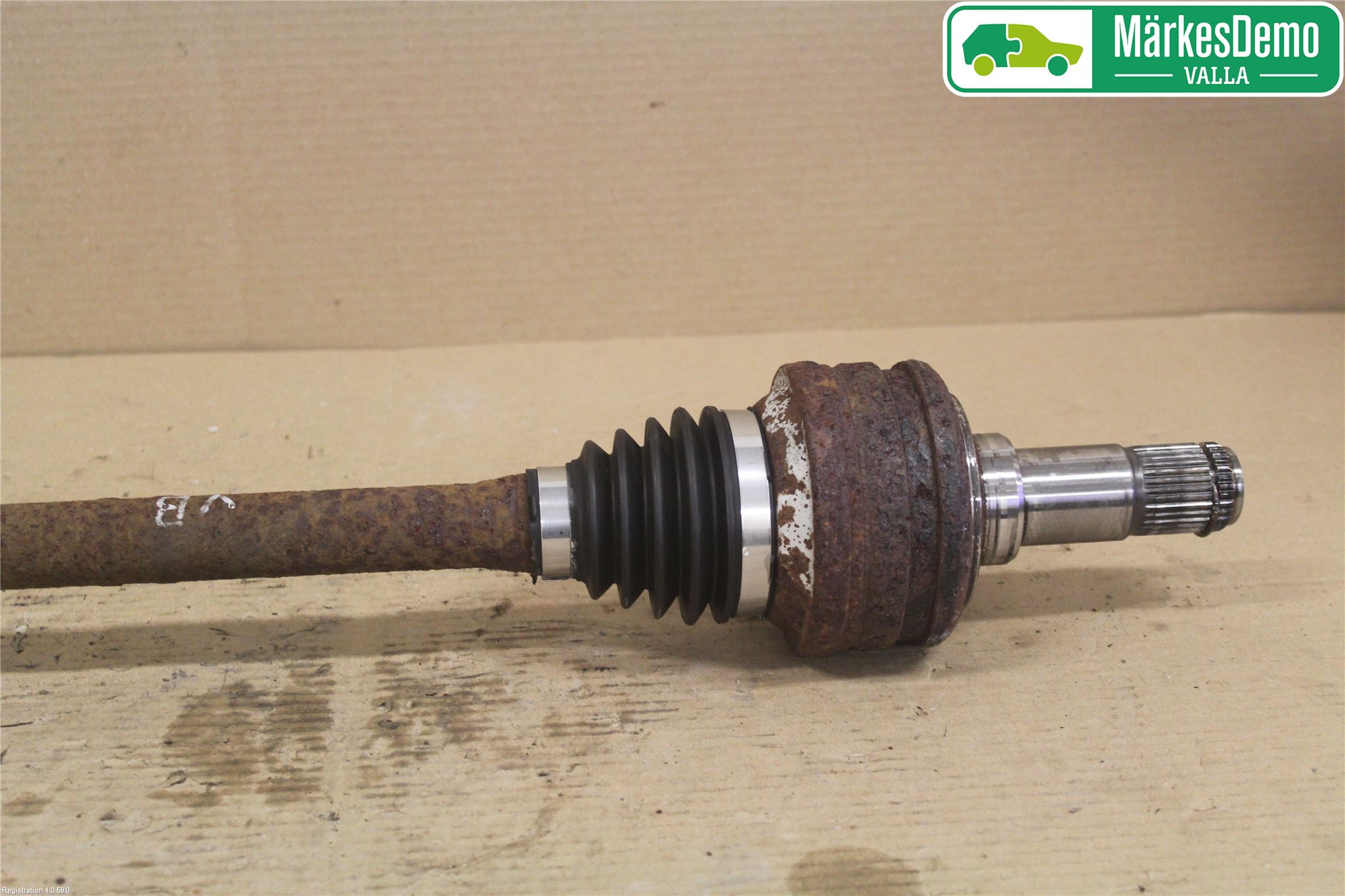 Lexus IS 220d/250/350 06-13 Drivaxel Bak Vänster