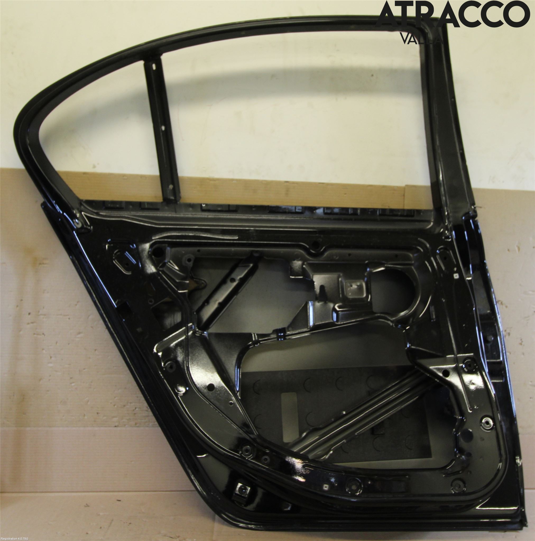 BMW 5 E60/61 Sed/Tou 02-10 Dörr Bak Vänster