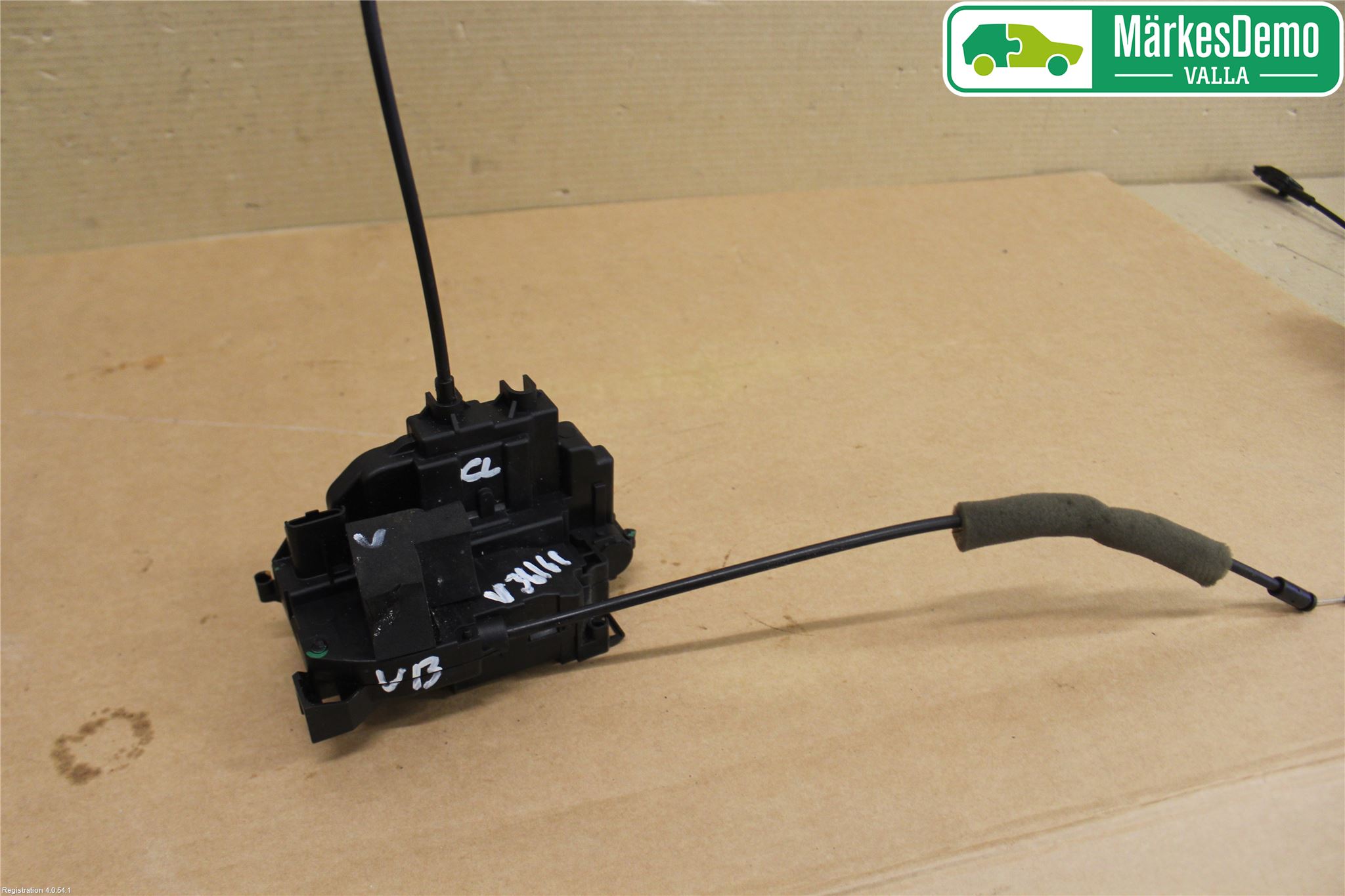 Renault CLIO III  09-12 Låskista-Dörrlås