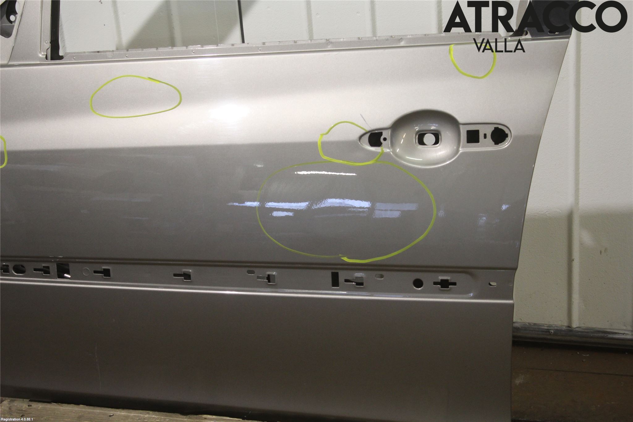 Renault CLIO III  09-12 Dörr Fram Vänster