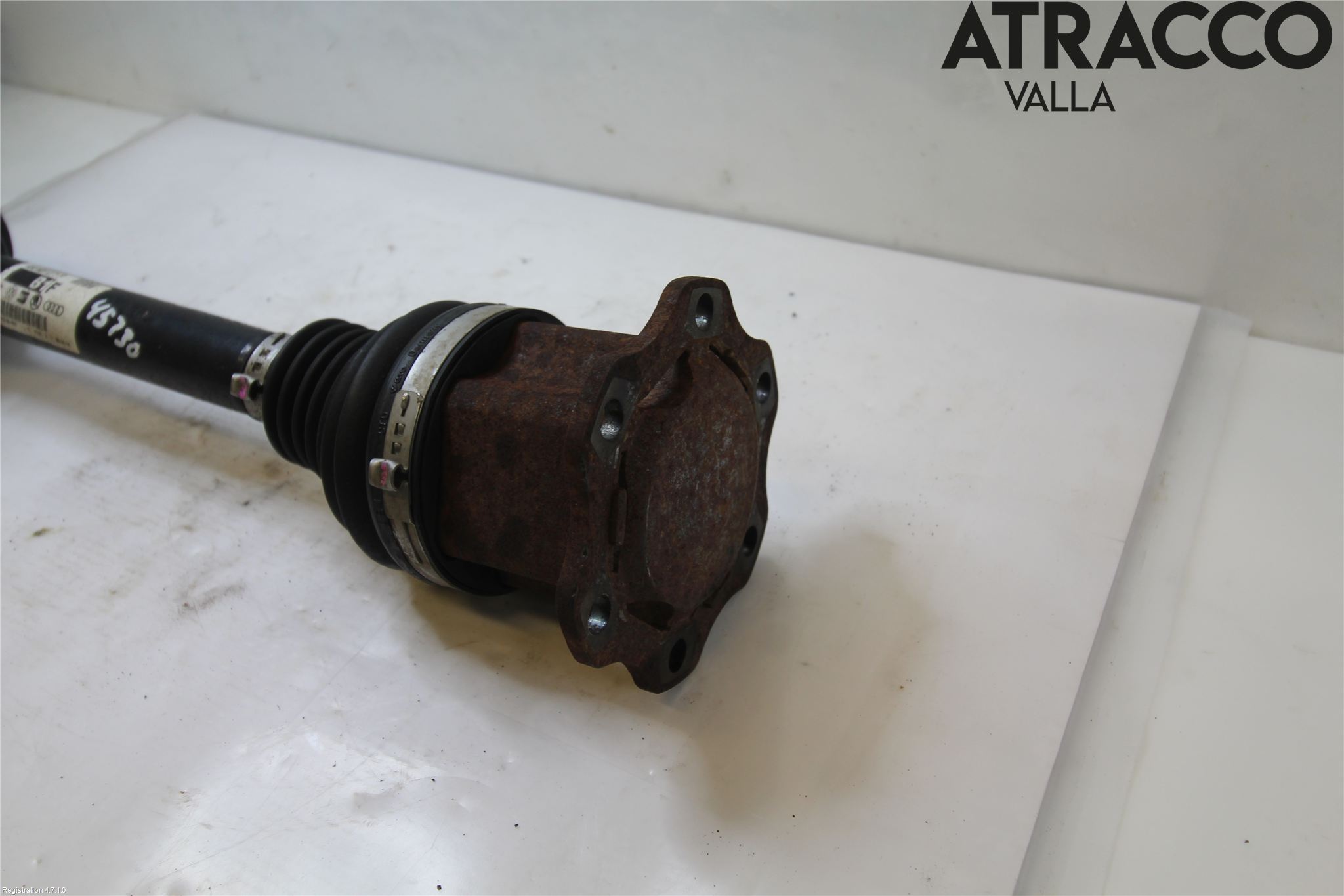 Audi Q5 09-16 Drivaxel Fram Vänster