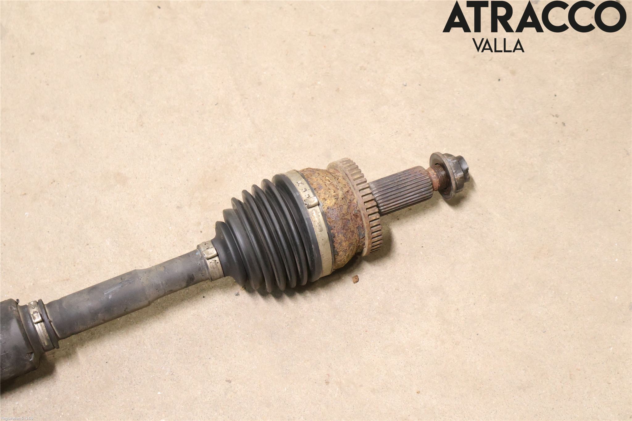 Hyundai i40 16-18 Drivaxel Fram Höger