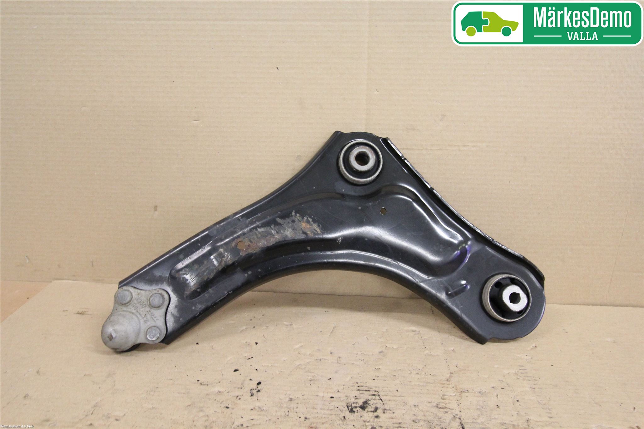 Renault MEGANE III 09-15 Bärarm Fram Undre Hö