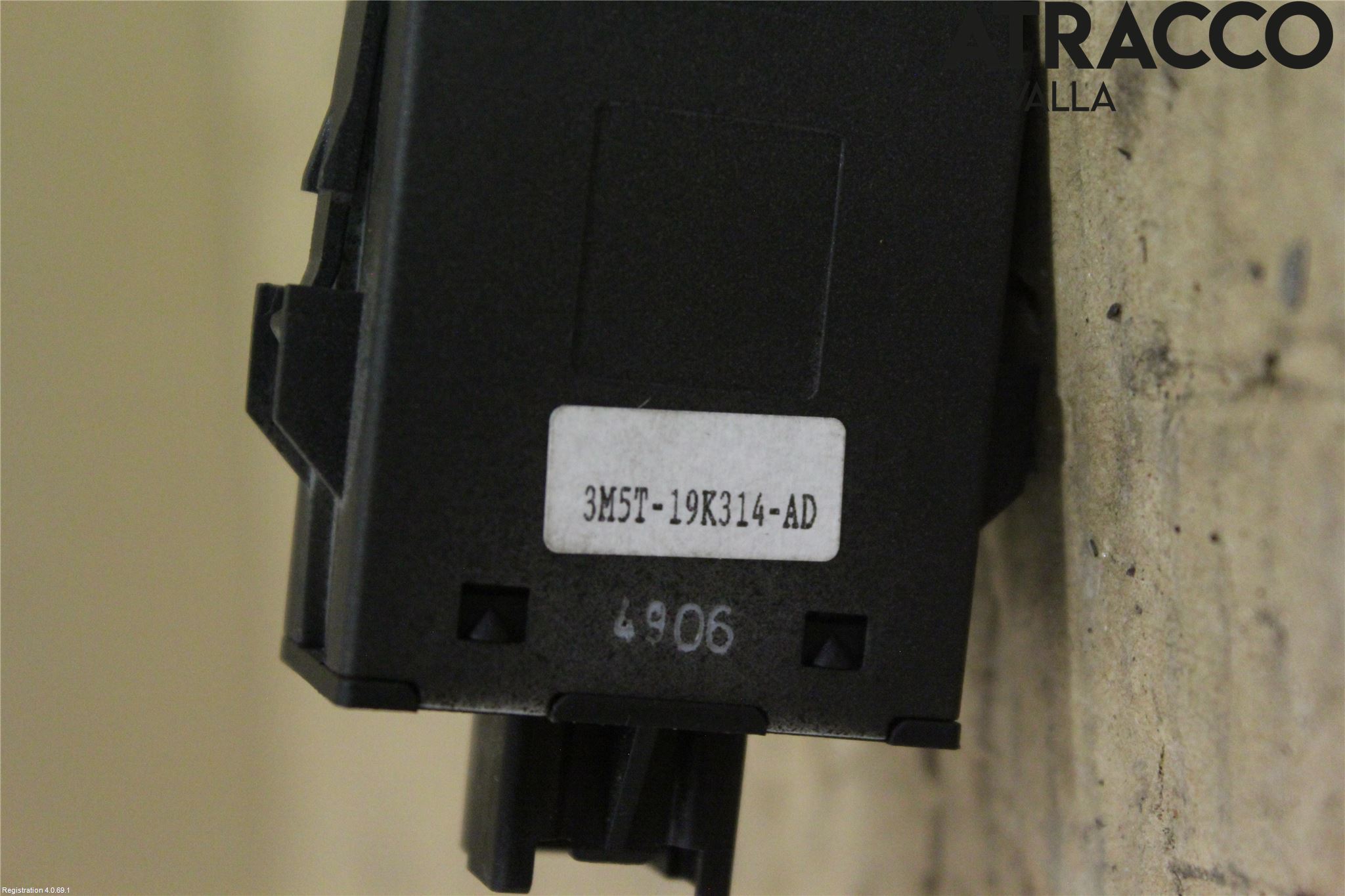 Ford FOCUS     04-07 Strömställare Stolvärme