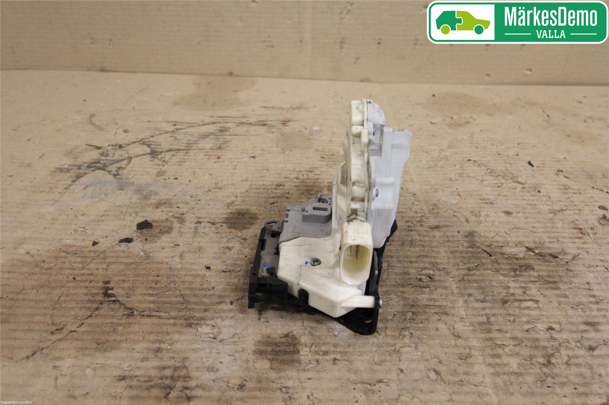 Audi Q7/SQ7 Låskista-Dörrlås