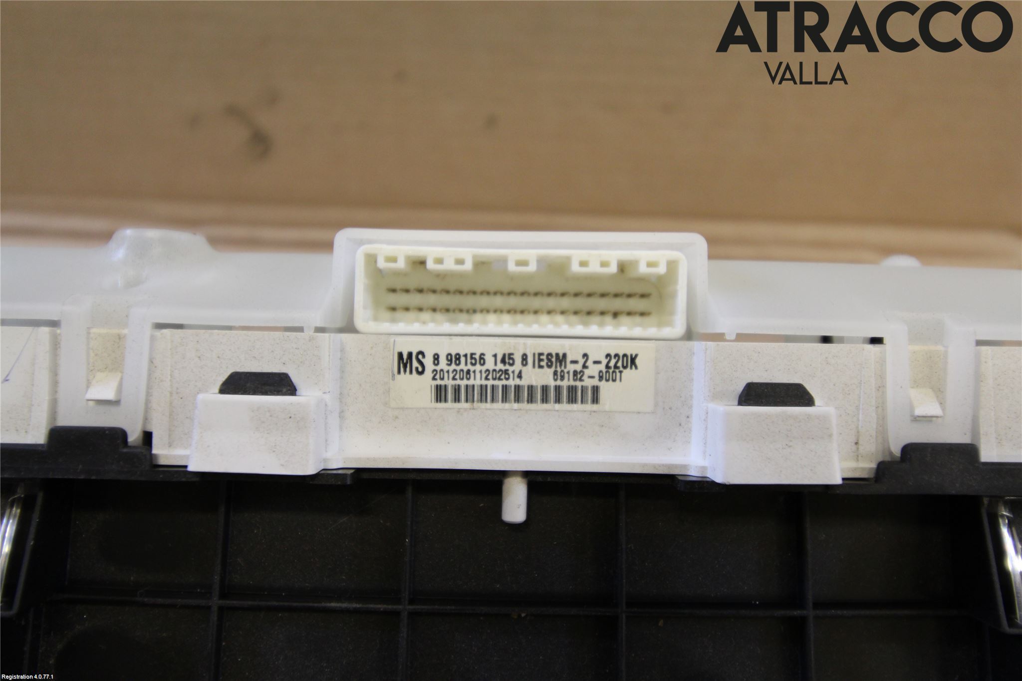 Isuzu D-MAX Instrument Hast