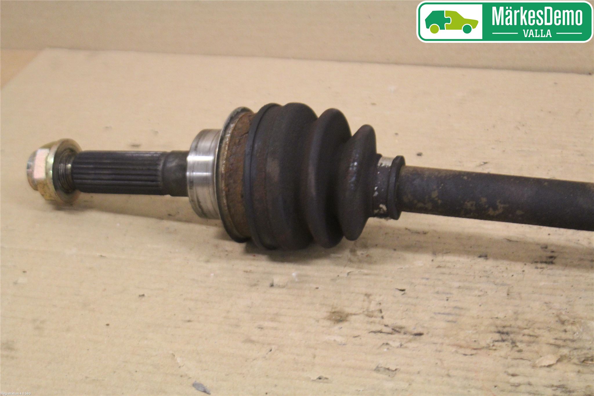 Subaru IMPREZA II  01-02 Drivaxel Bak Höger