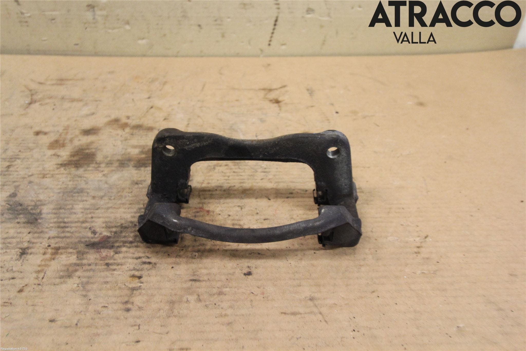 Toyota AURIS 13-19 Bromsokshållare