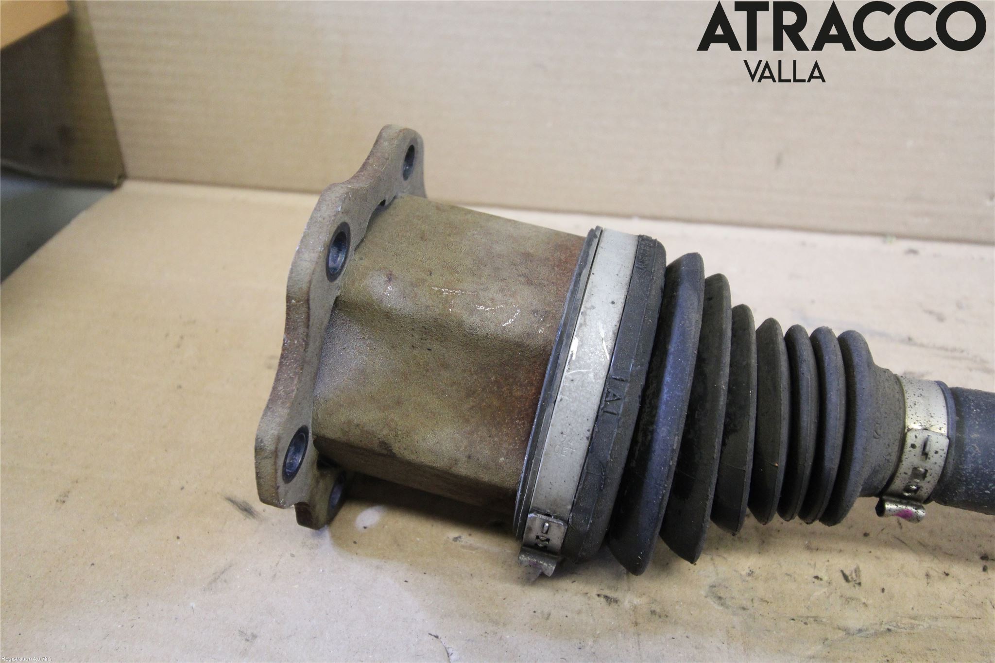 Audi A4/S4 08-11 Drivaxel Fram Höger