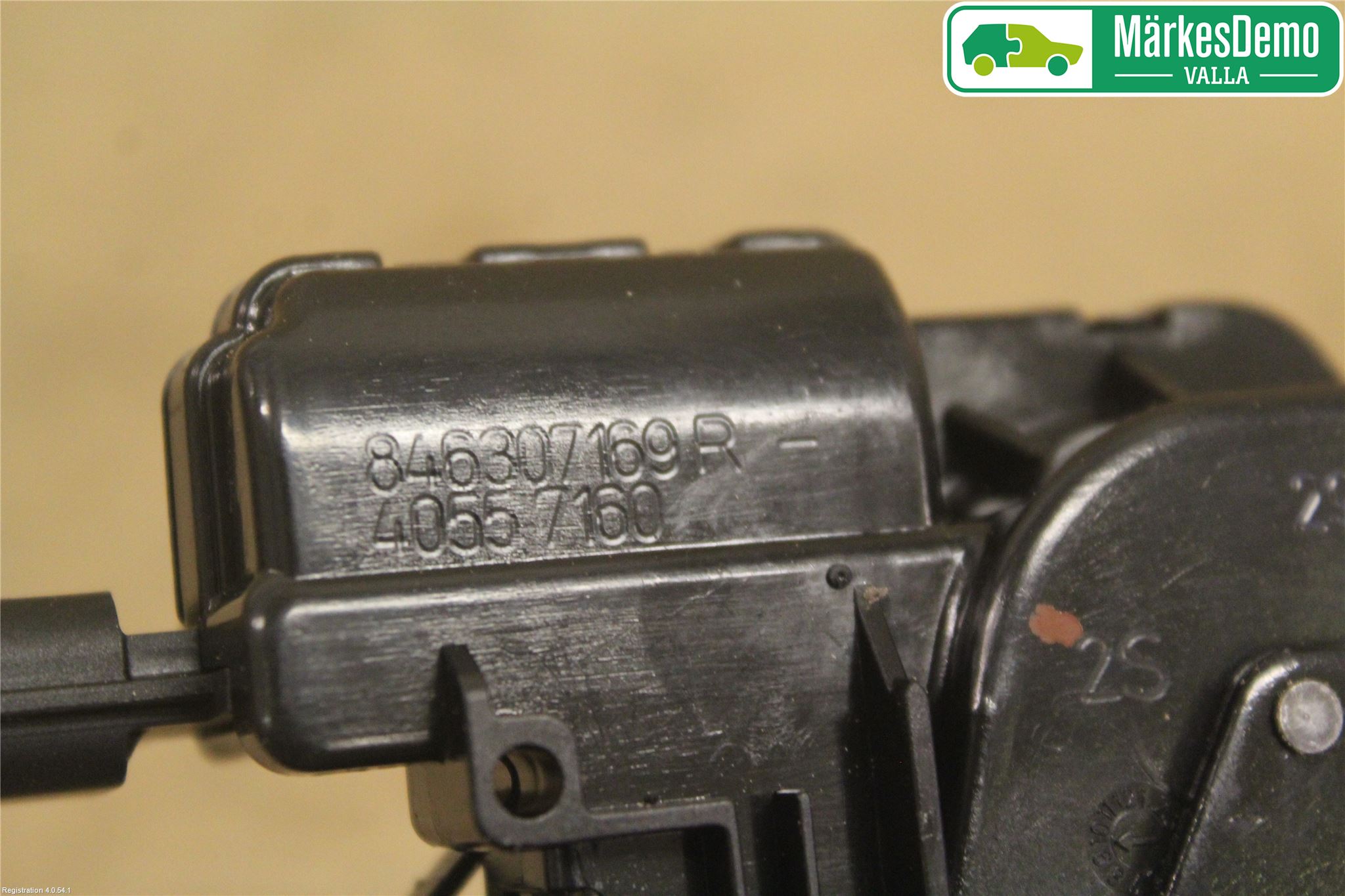 Renault CLIO IV 12-16 Låskista Baklucka