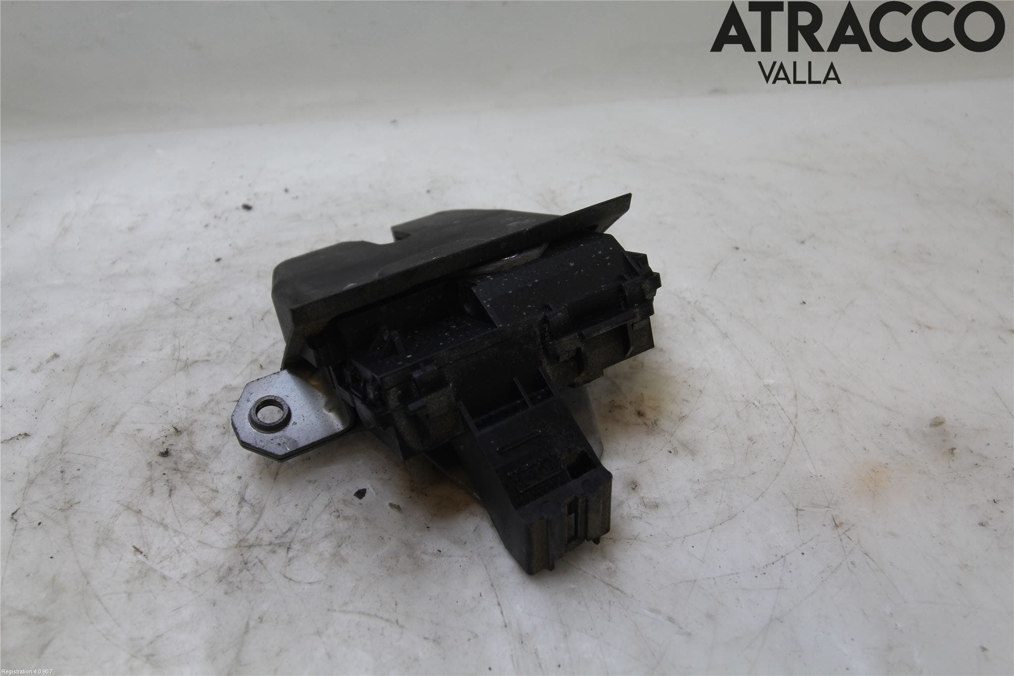 Ford C-MAX ll 15-19 Låskista Baklucka