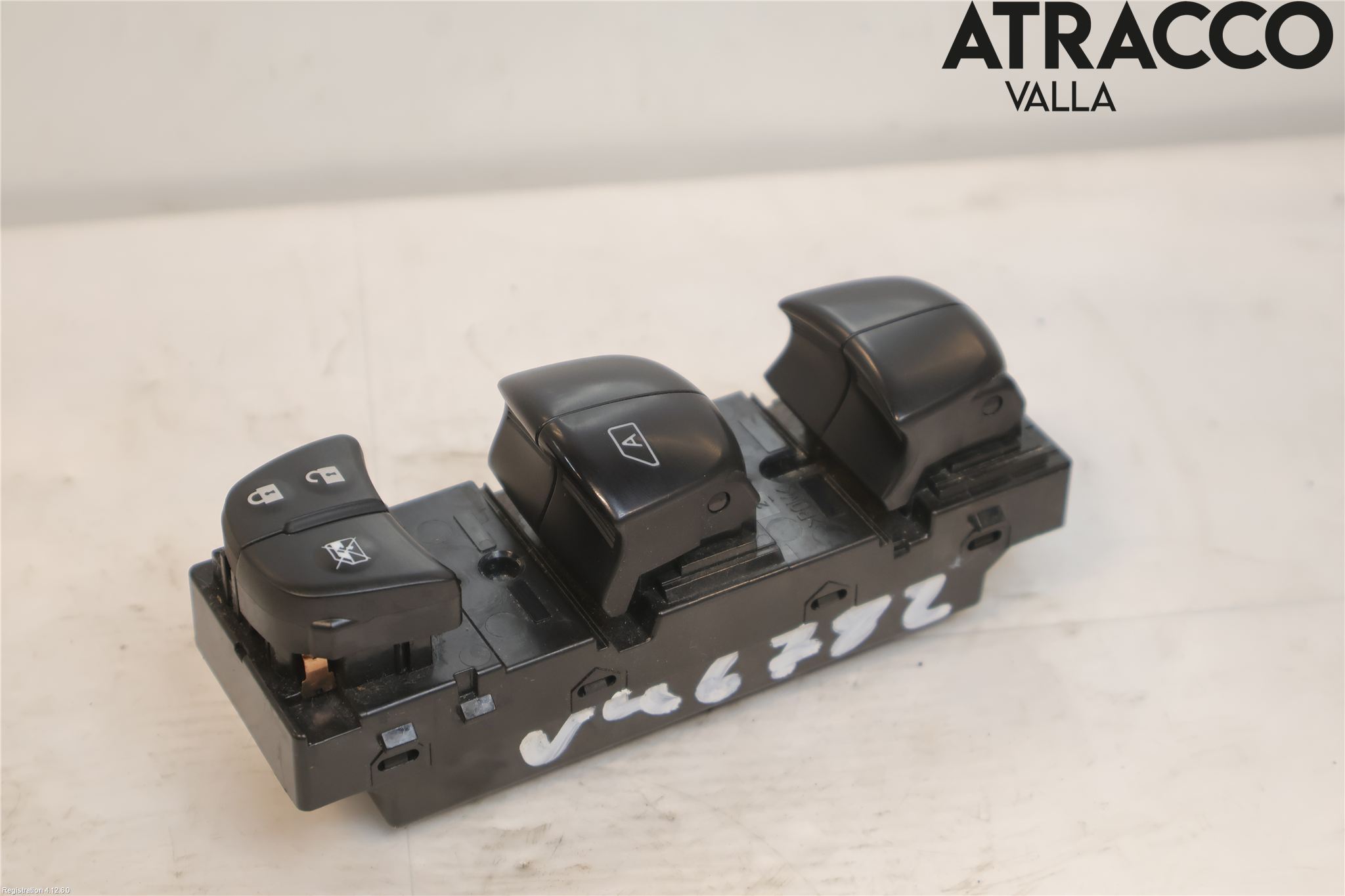 Nissan QASHQAI 14-17 Strömställare Elhiss