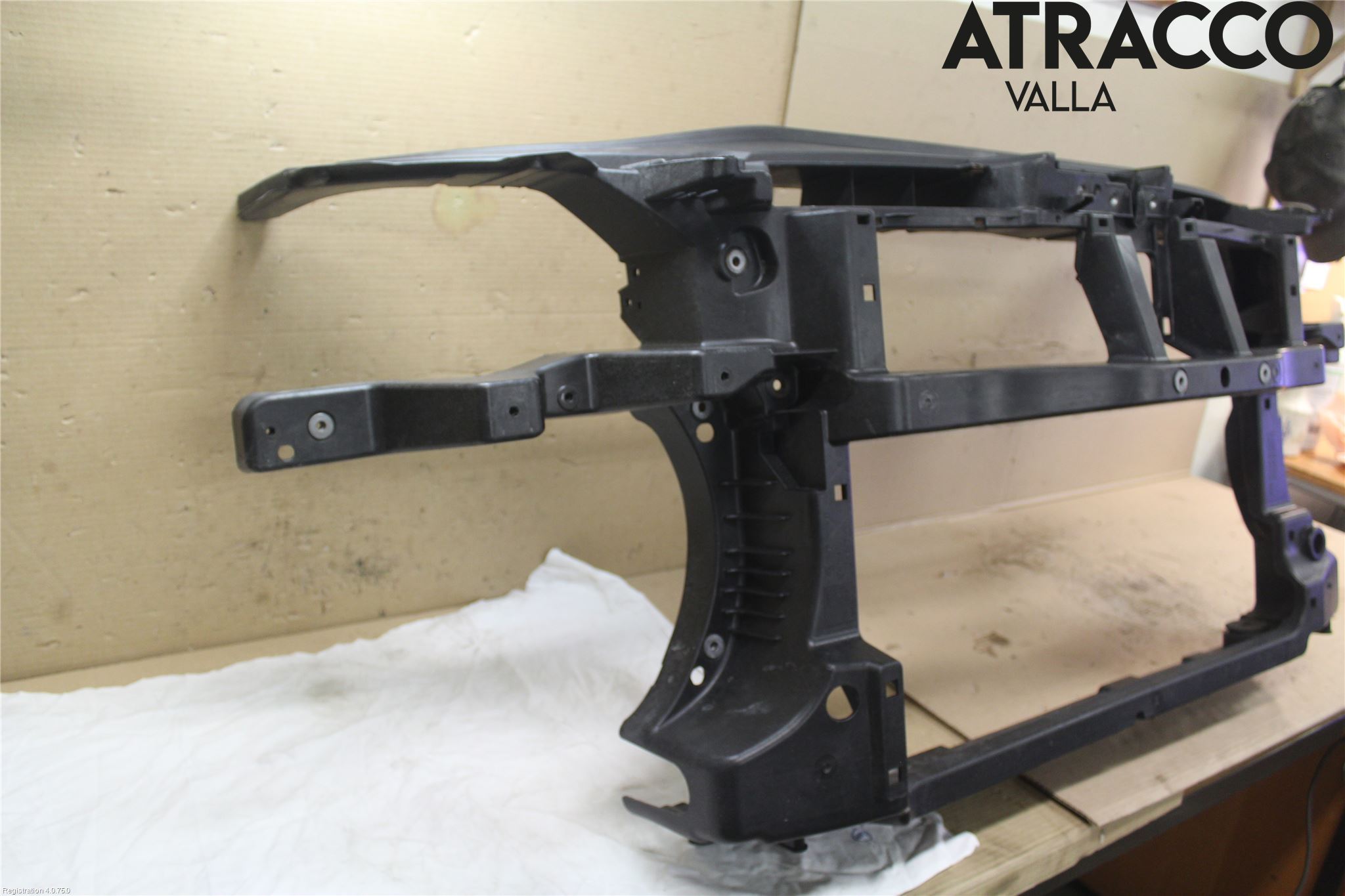 Volkswagen VW PASSAT 05-11 Frontplåt