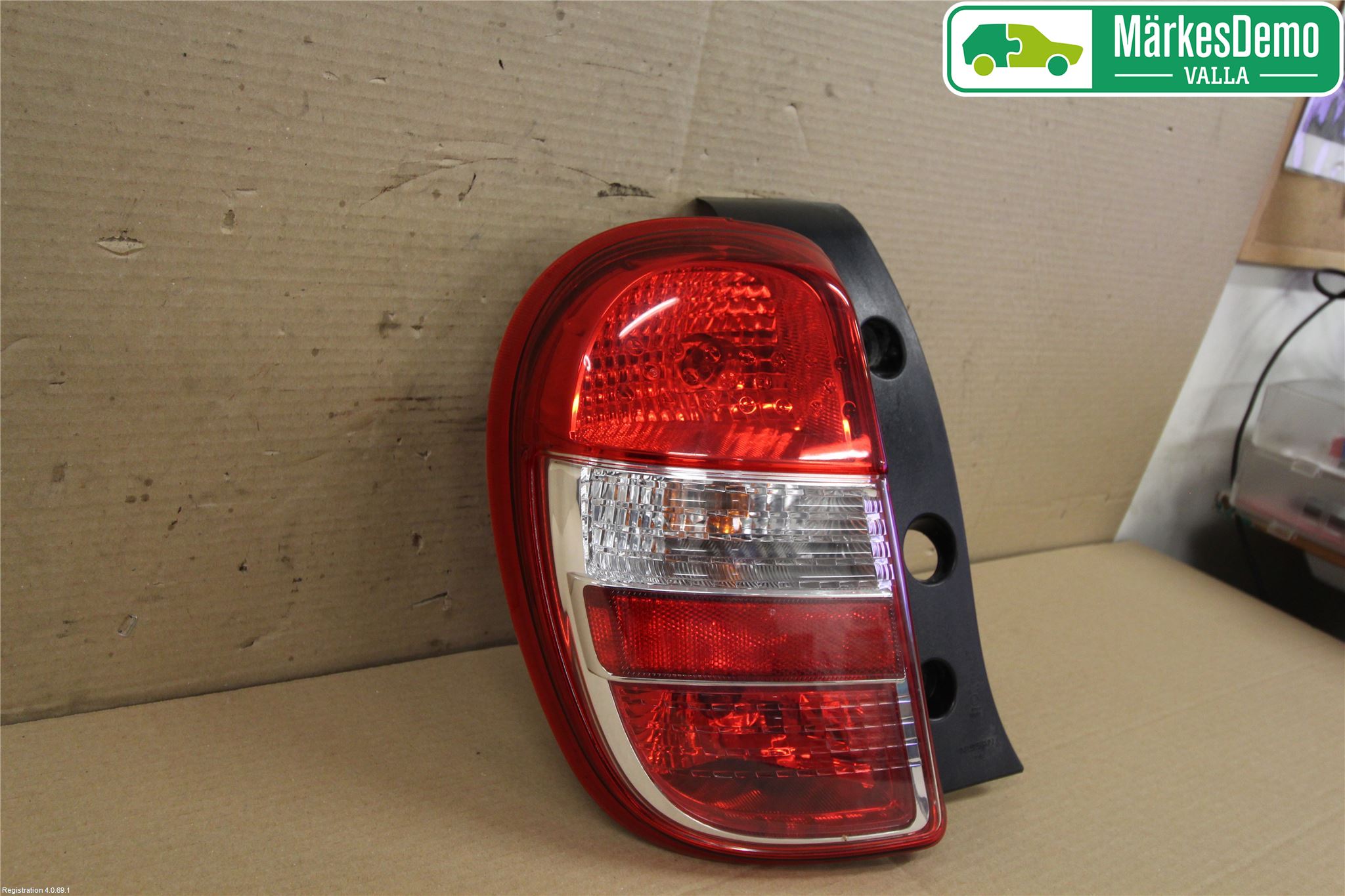 Nissan MICRA 11-16 Bakljus Vänster