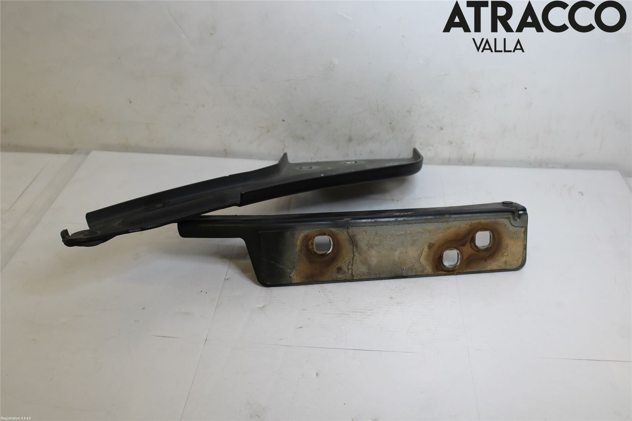 Jaguar F-PACE Huvgångjärn