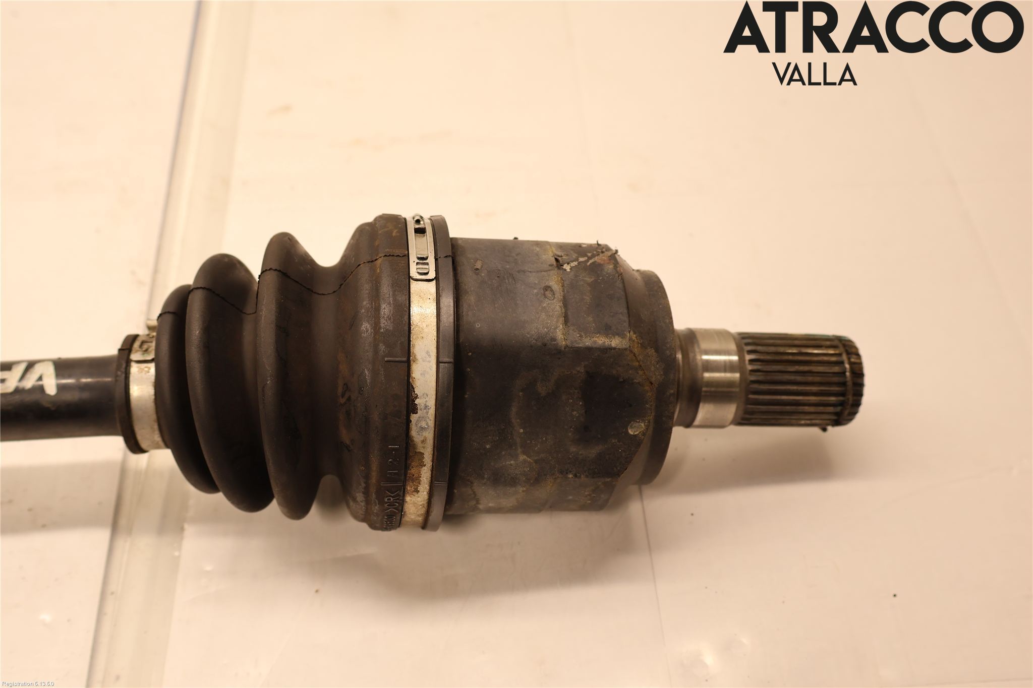 Kia OPTIMA 16-20 Drivaxel Fram Vänster
