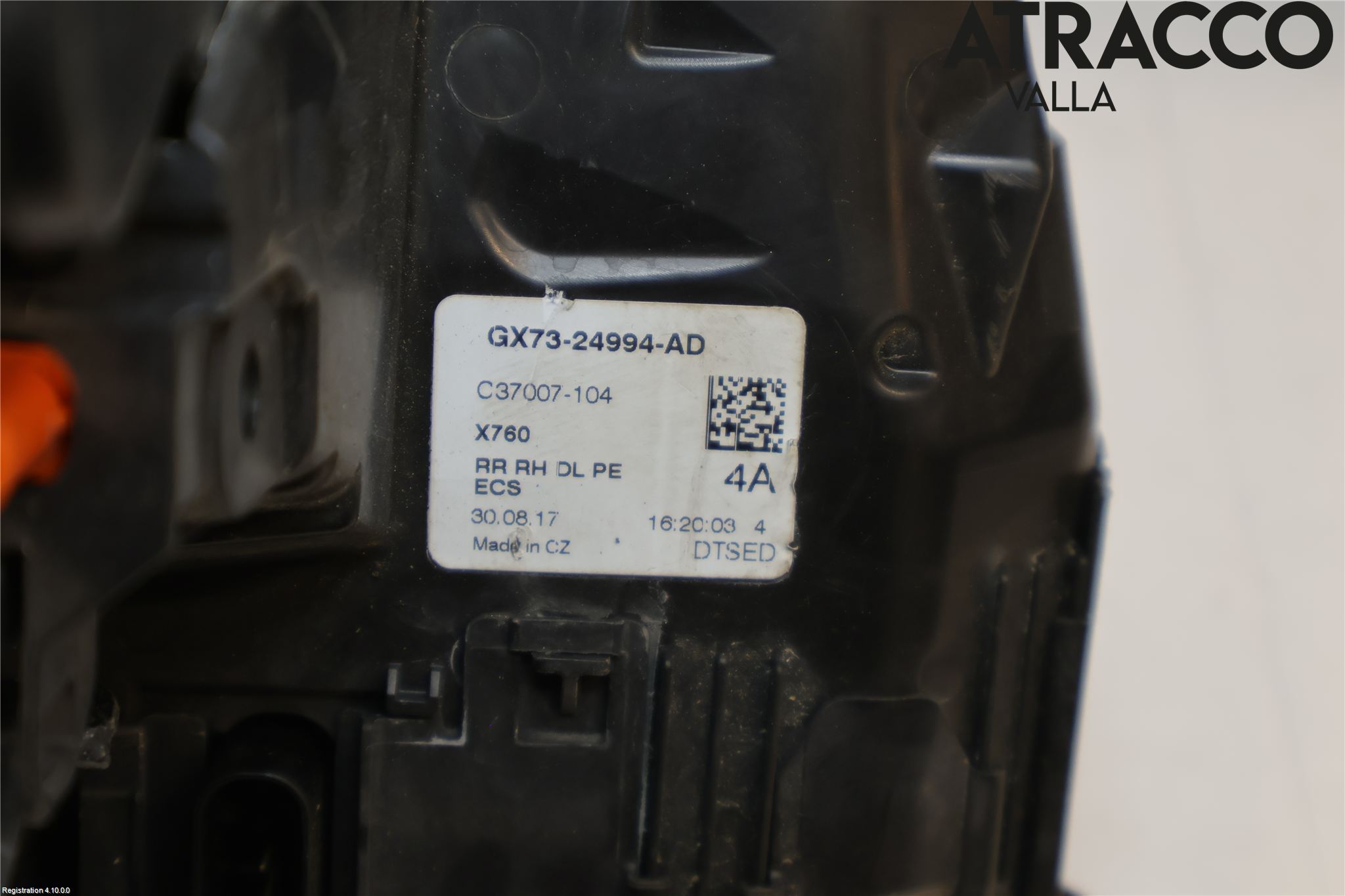 Jaguar XE (X760) 15-24 Låskista-Dörrlås