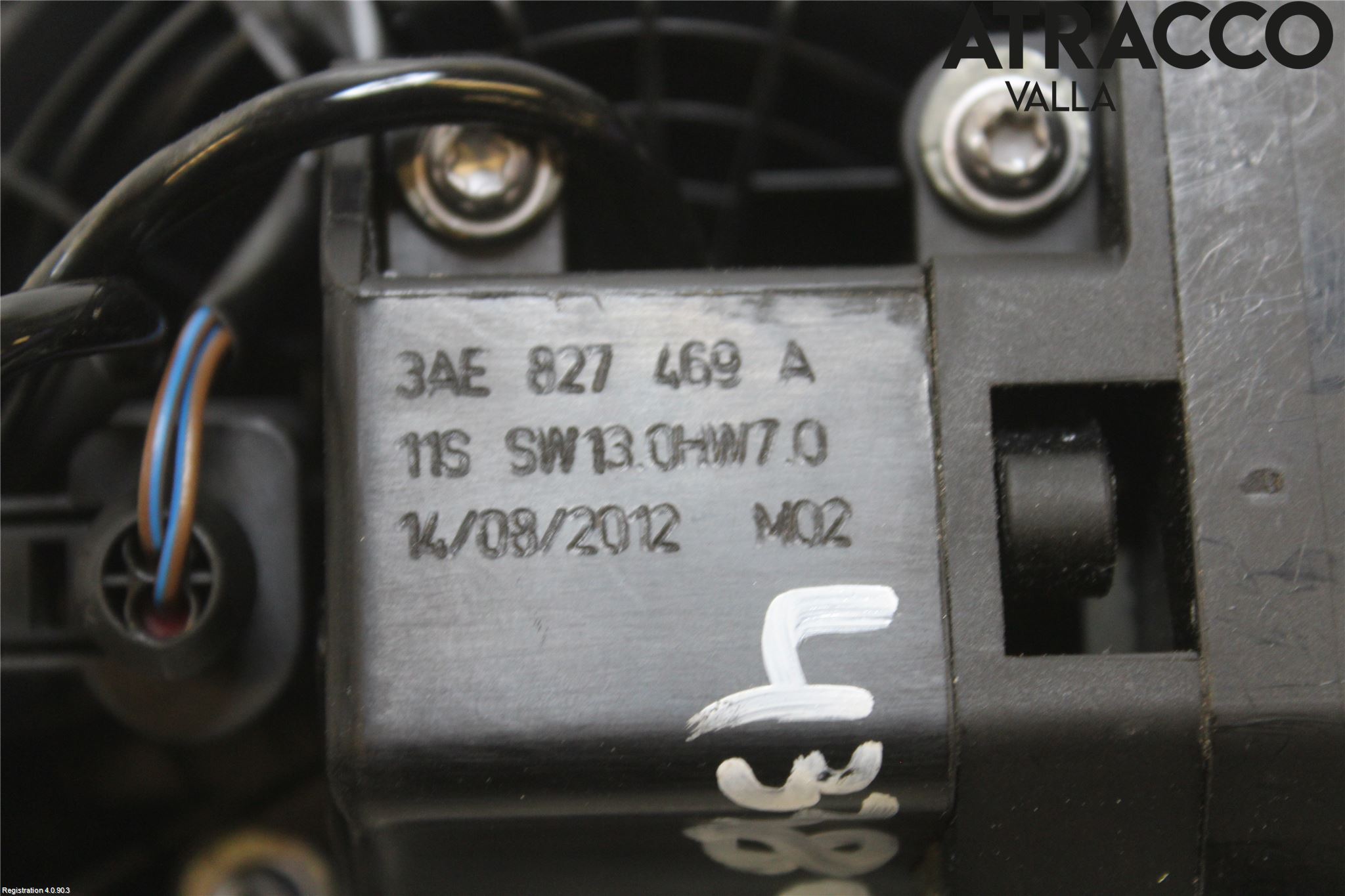 Volkswagen VW PASSAT 11-14 Bakluckehandtag