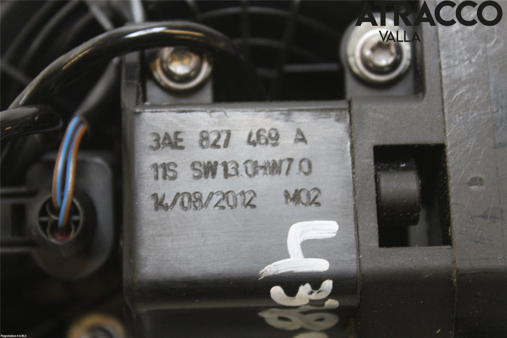 Volkswagen VW PASSAT 11-14 Bakluckehandtag