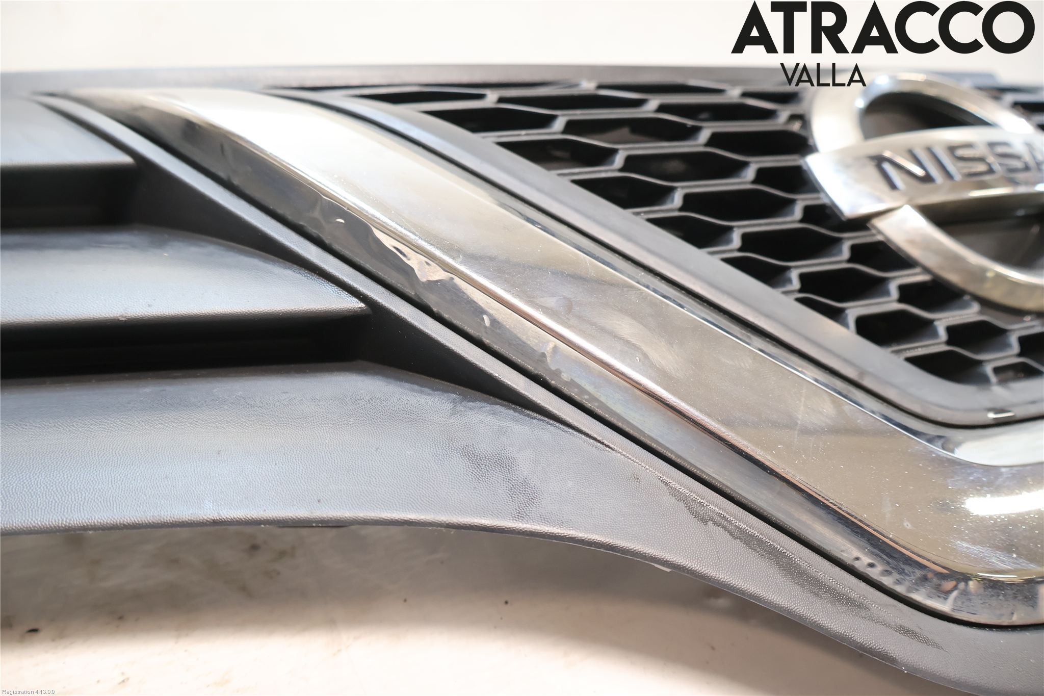 Nissan NV250 20-22 Grill Komp