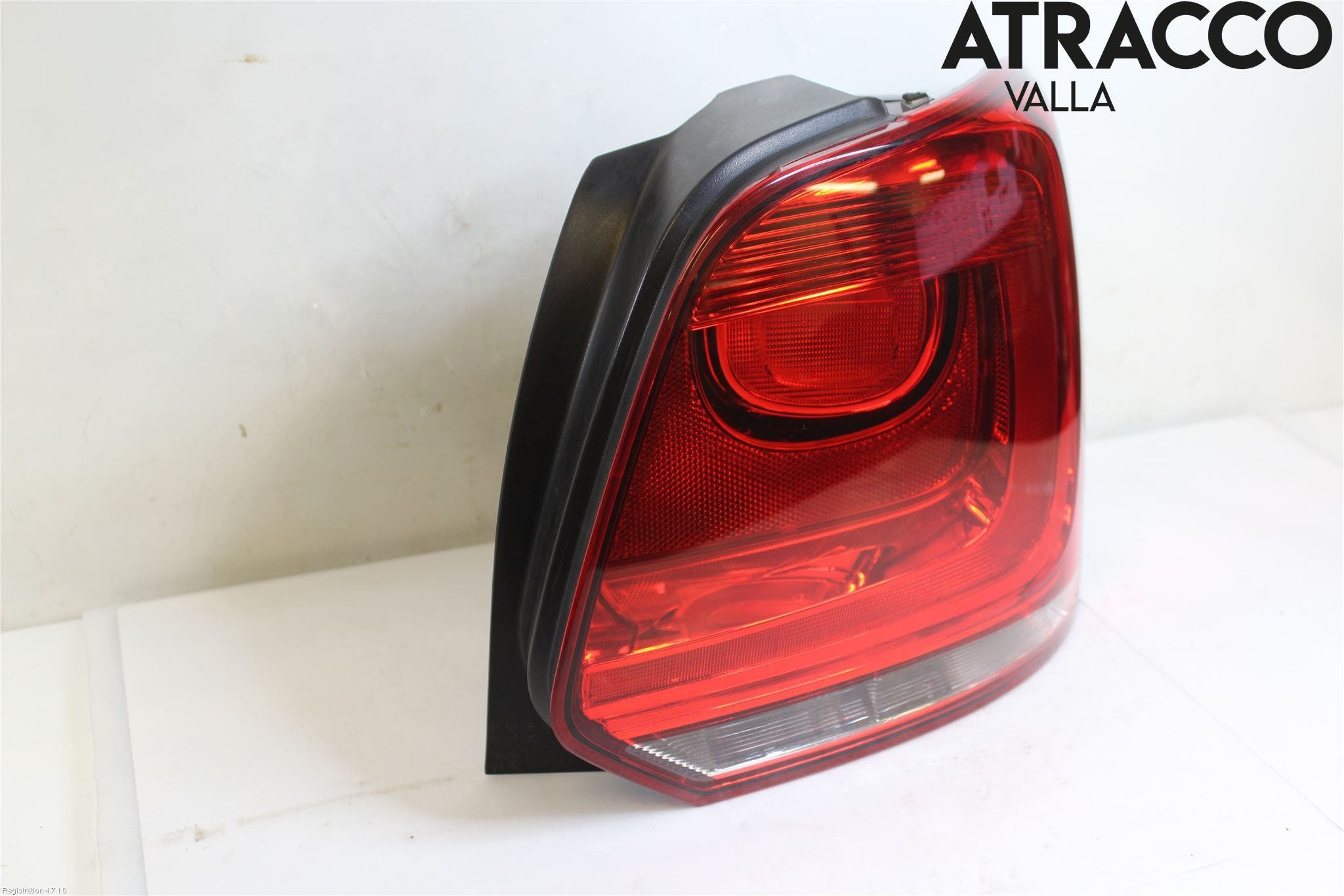 Volkswagen VW POLO 10-17 Bakljus Höger