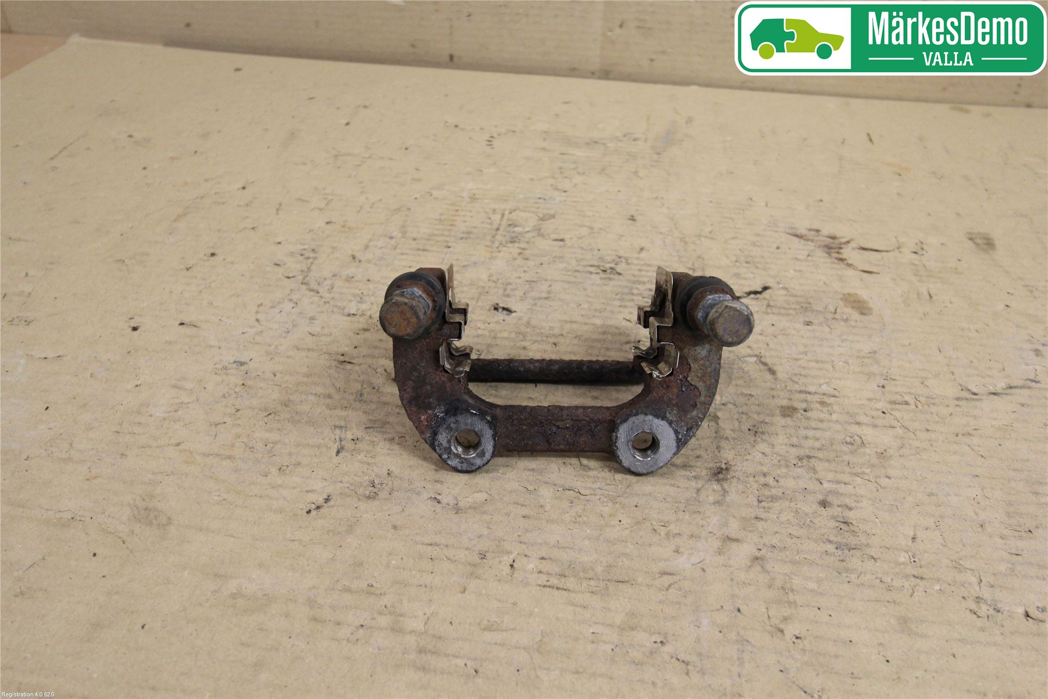 Mini COUNTRYMAN R60 11-16 Bromsokshållare