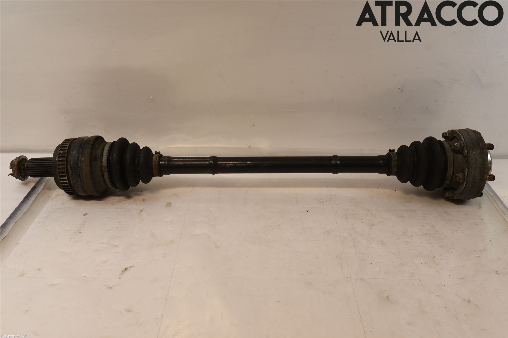 BMW 1 E87/81 5D/3D 03-11 Drivaxel Bak Höger