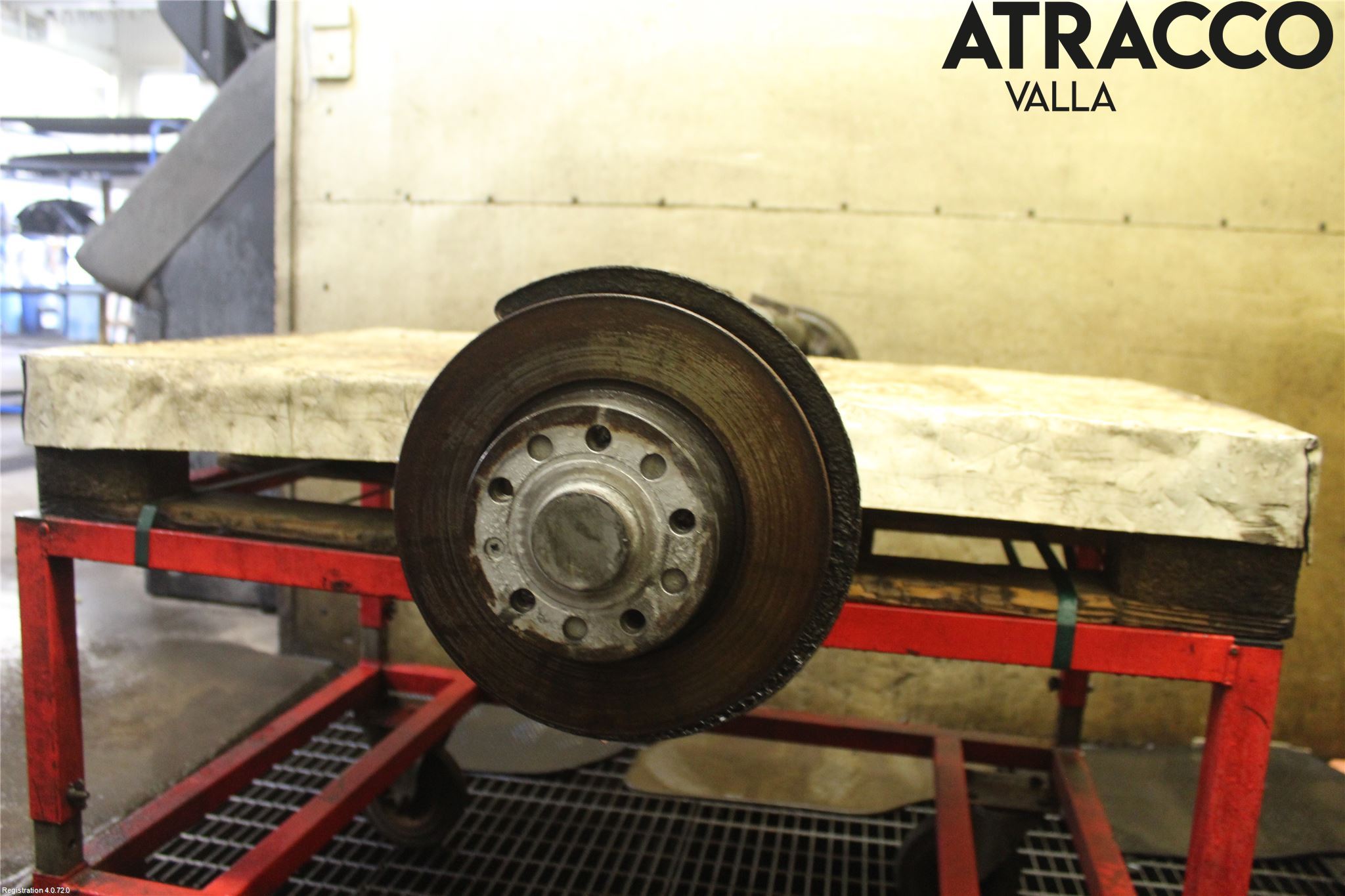 Volkswagen VW CADDY 11-15 Bakaxel