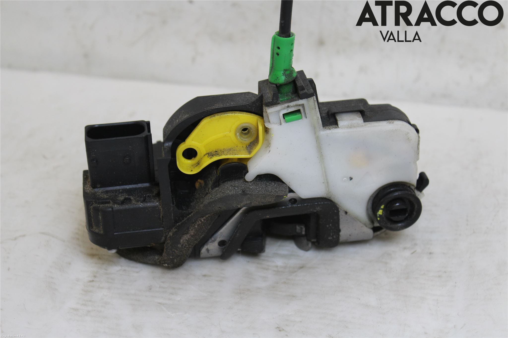 Opel ASTRA J 10-15 Låskista-Dörrlås