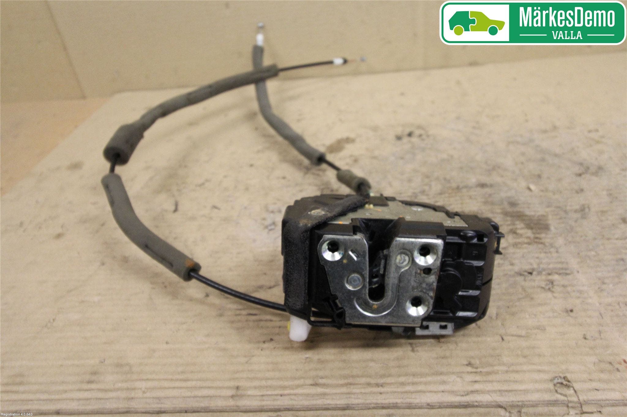 Nissan PULSAR Låskista-Dörrlås