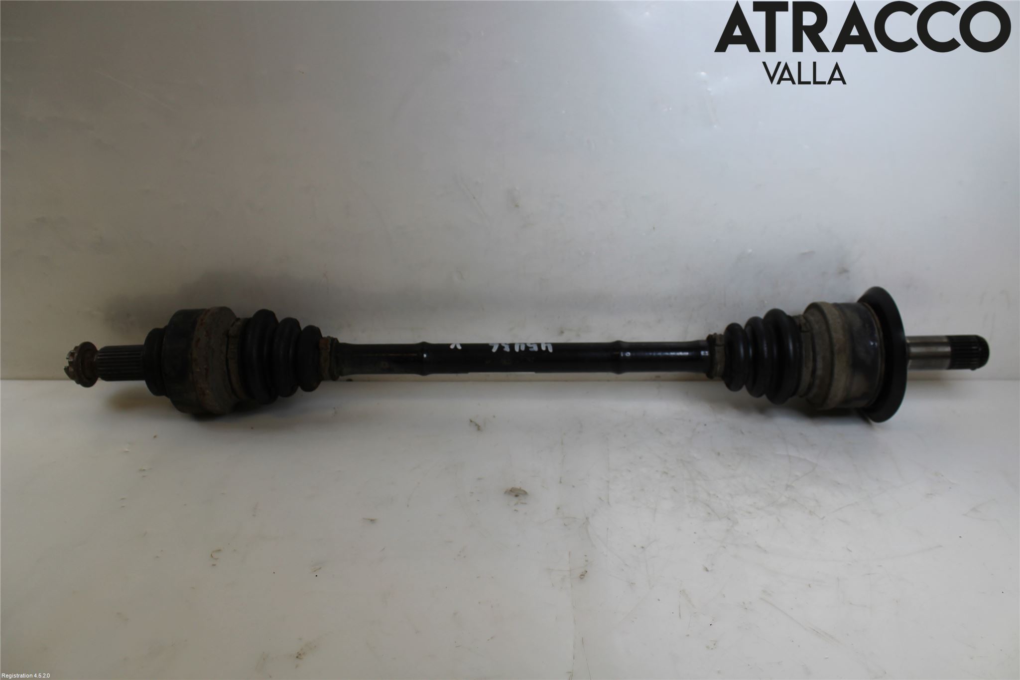 BMW 3 F30/F31/F80 12-19 Drivaxel Bak Vänster