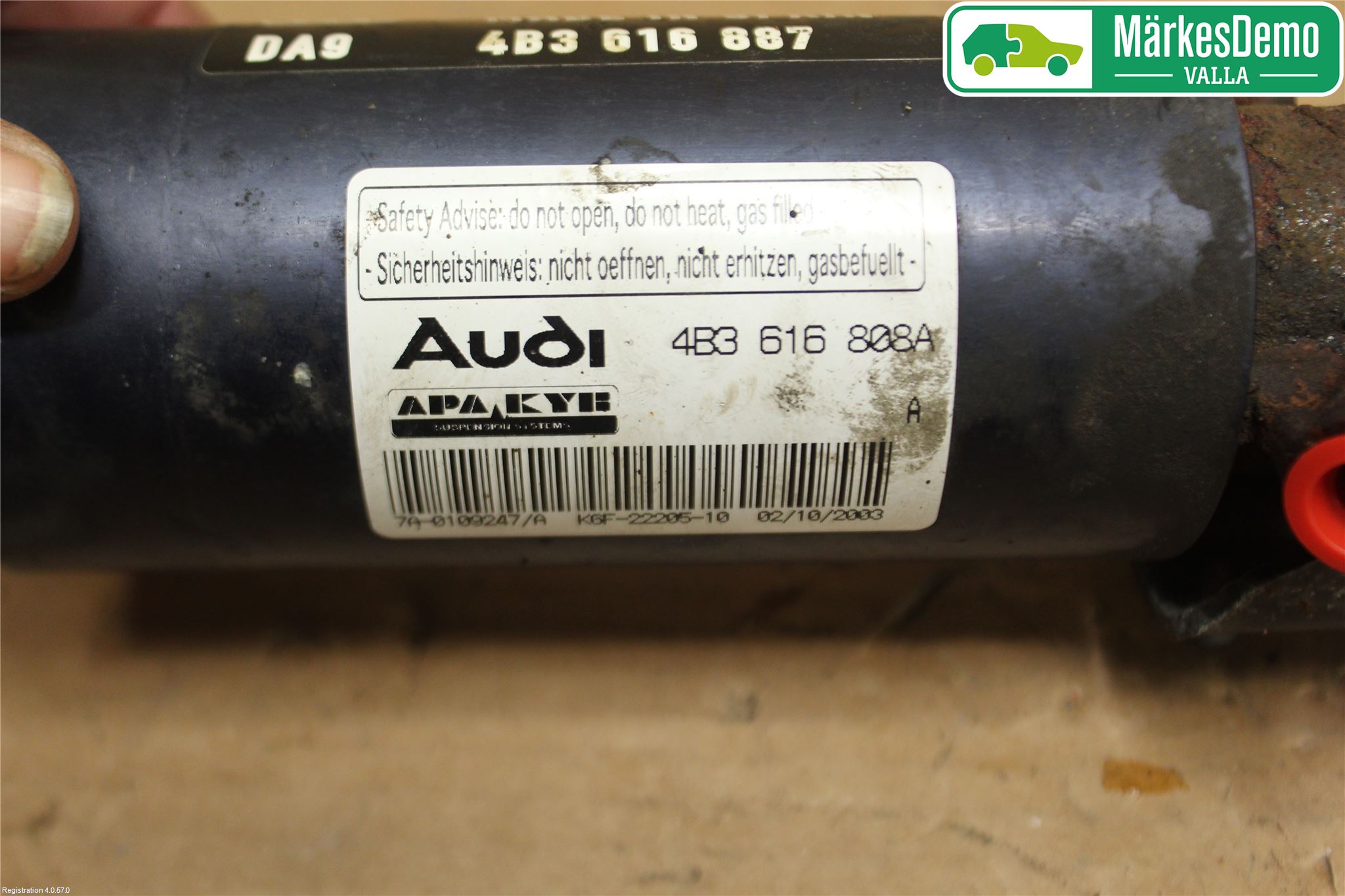 Audi A6/S6     97-05 Fjädr Hydraulklocka Bak