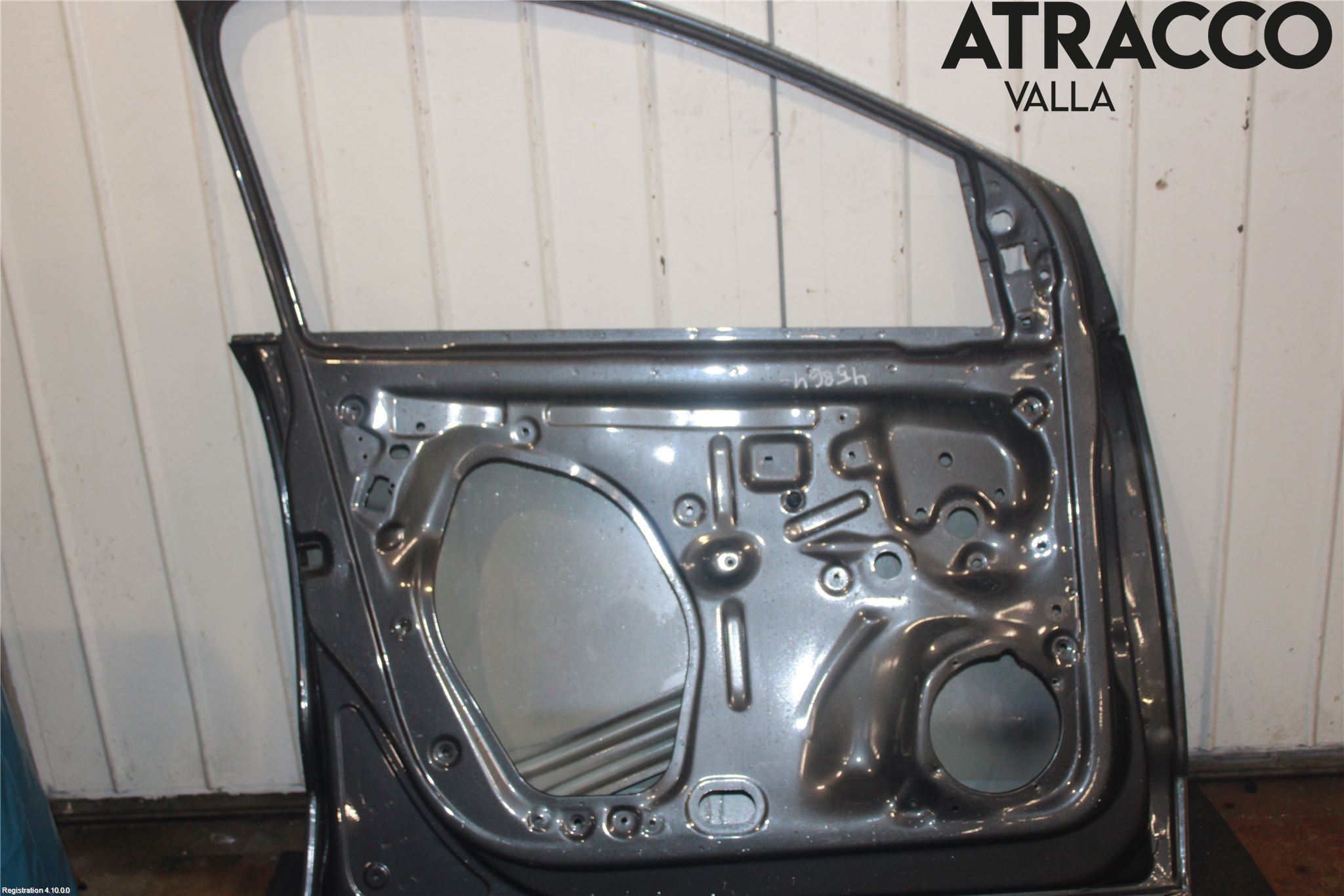 Volkswagen VW POLO 10-17 Dörr Fram Vänster