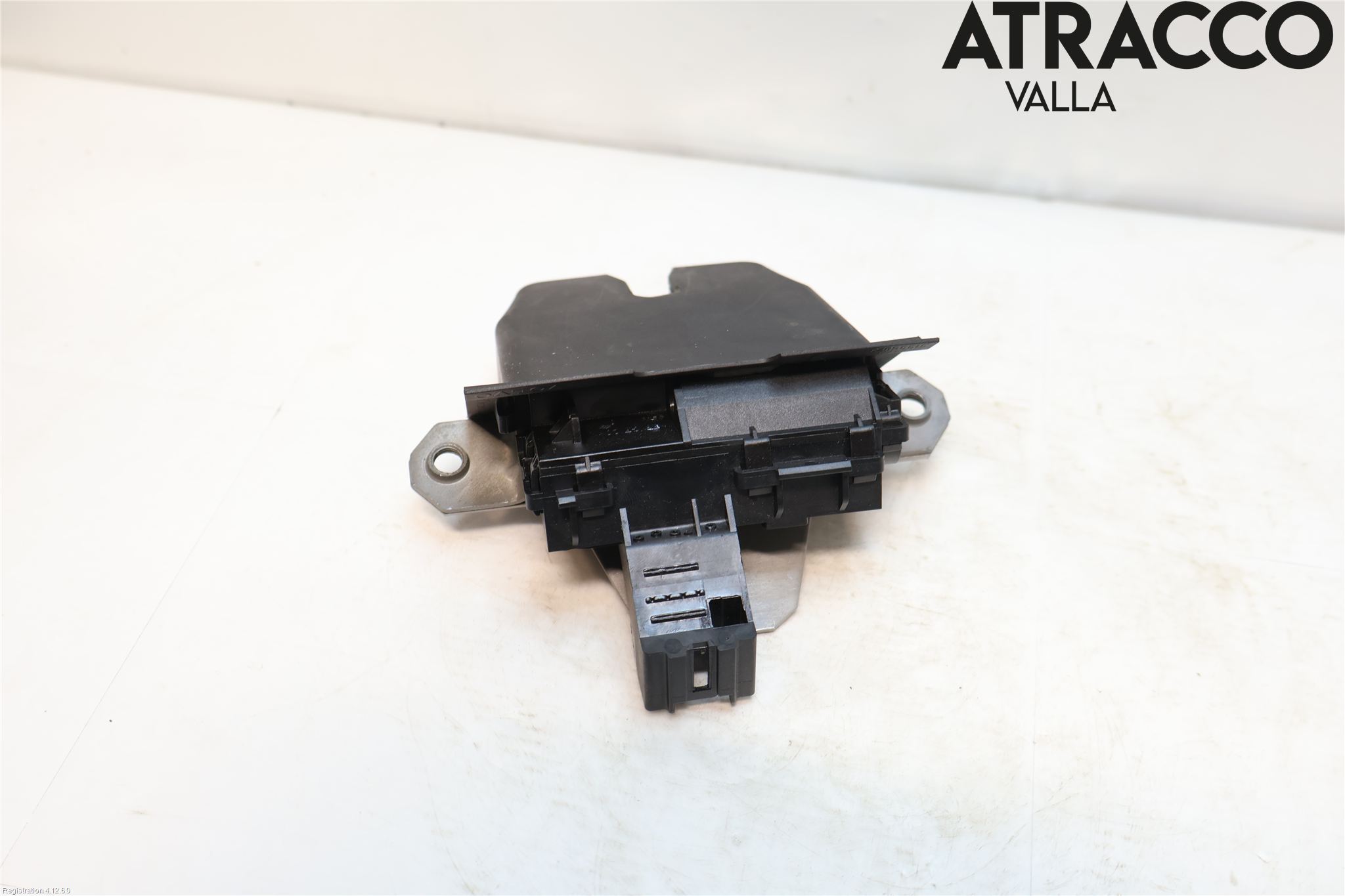 Volvo V40 12-19 Låskista Baklucka