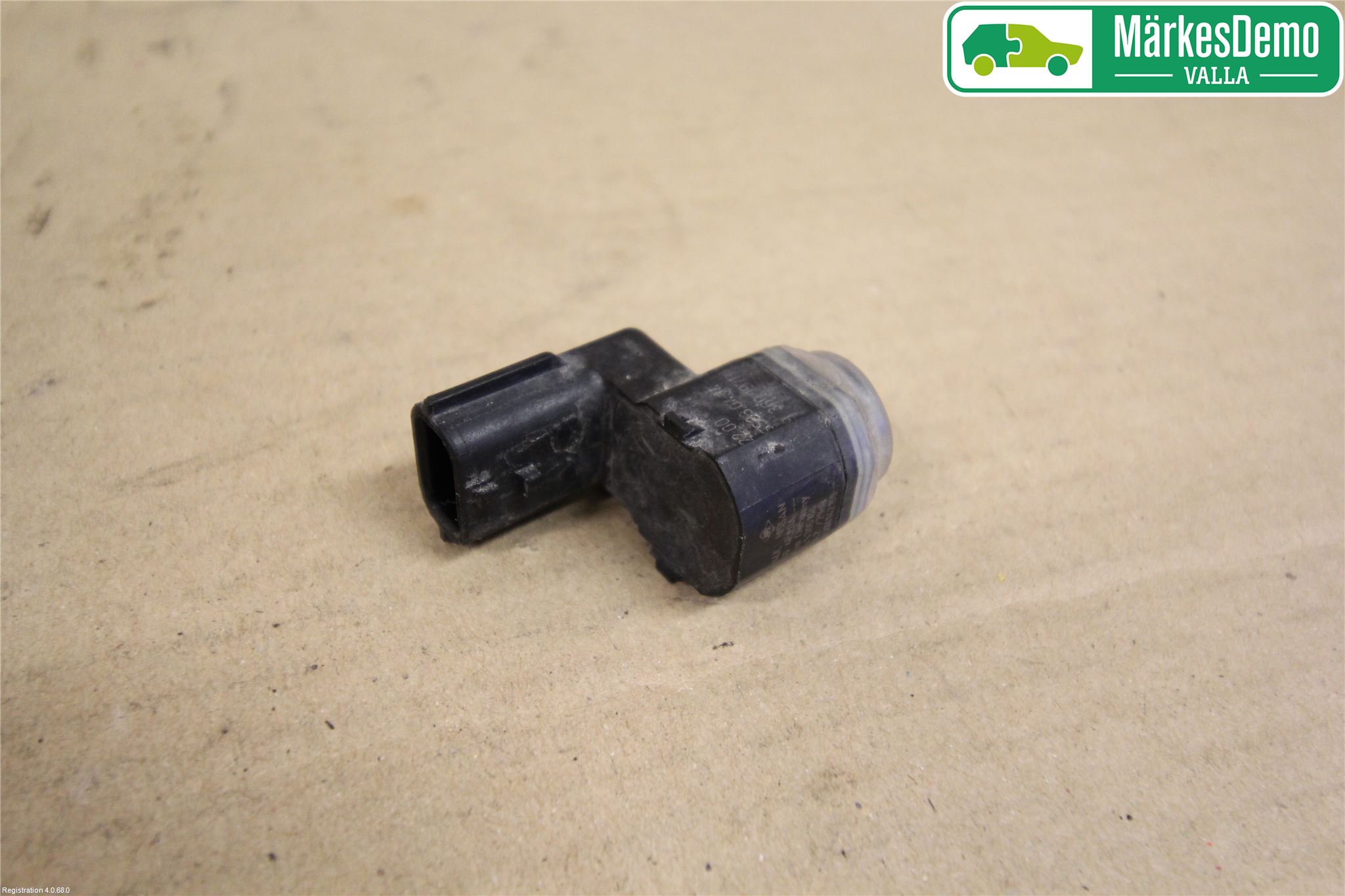 Nissan QASHQAI 14-17 Parkeringshjälp Frontsensor