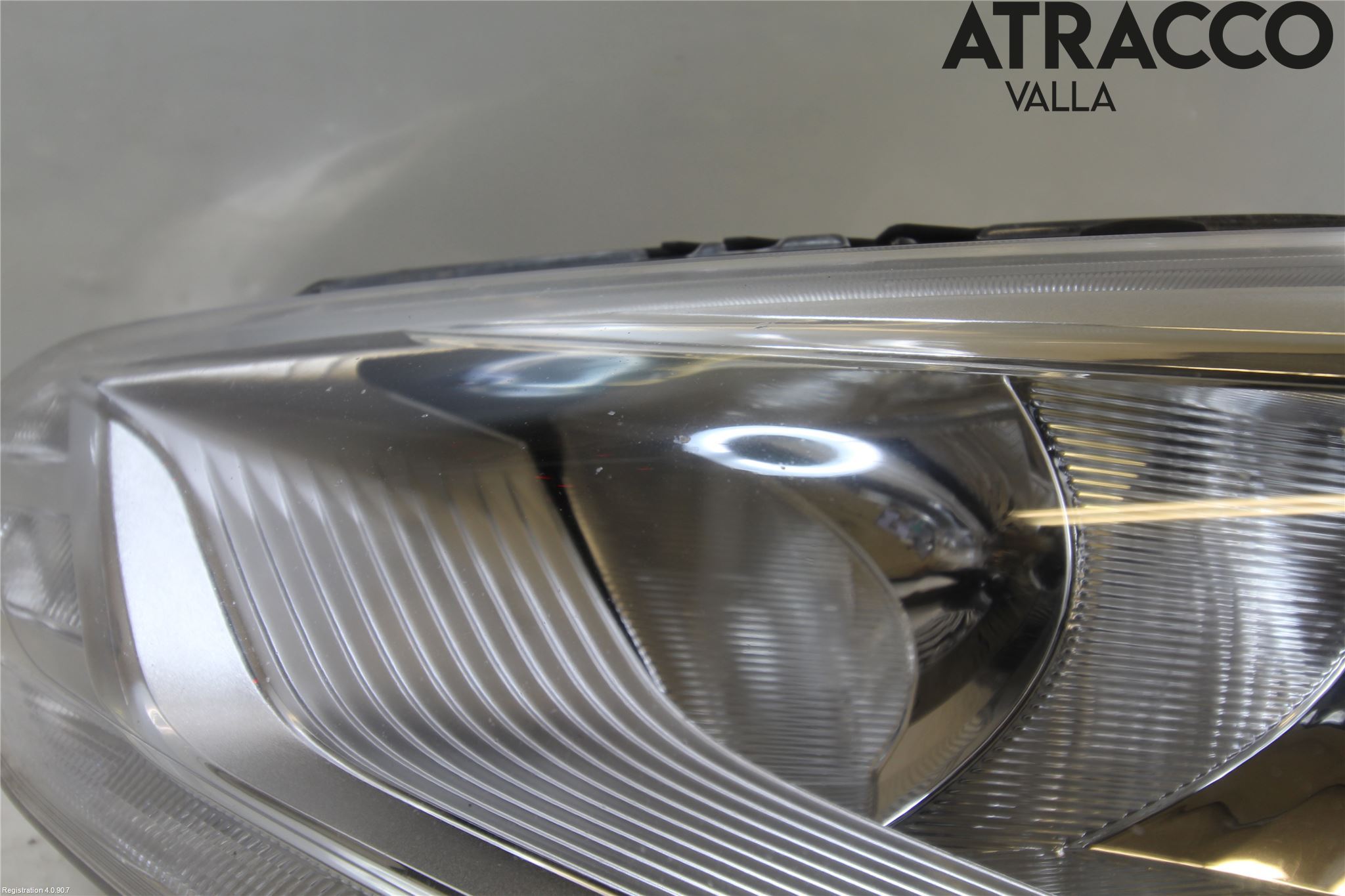 Ford C-MAX ll 15-19 Strålkastare Vänster