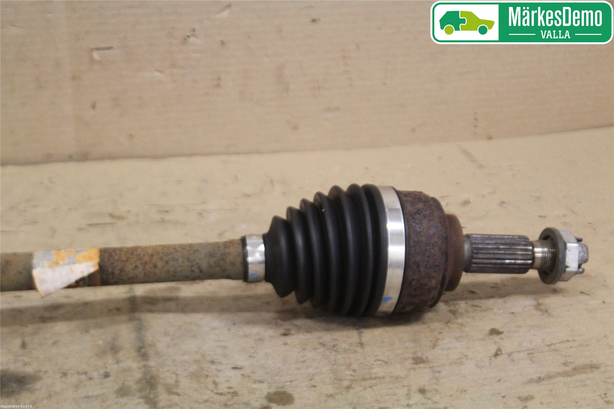 Dacia SANDERO/STEPWAY 13-20 Drivaxel Fram Vänster