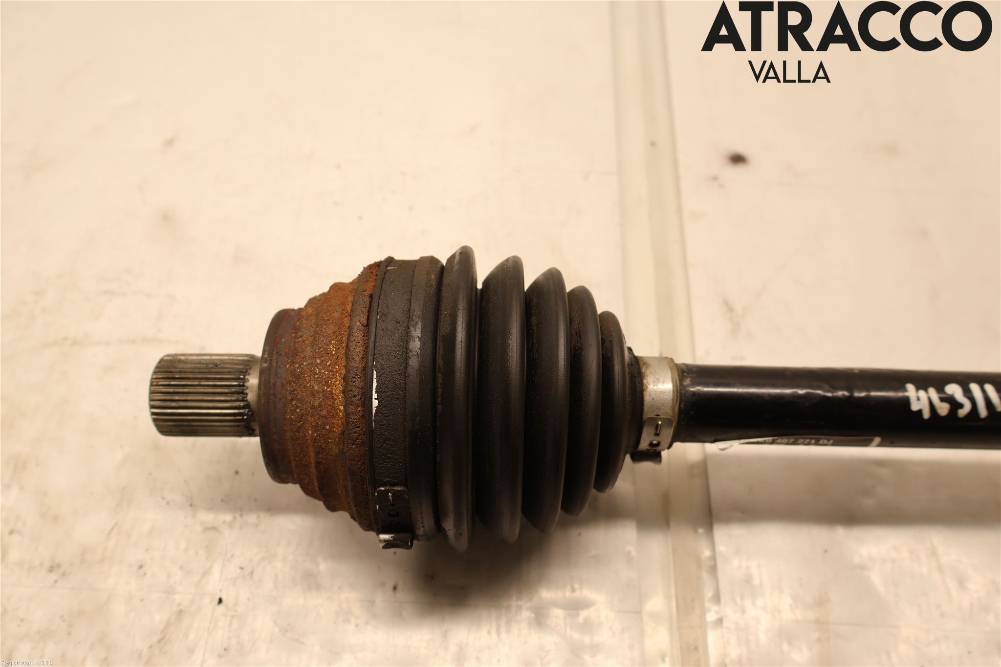Volkswagen VW GOLF V 04-09 Drivaxel Fram Vänster