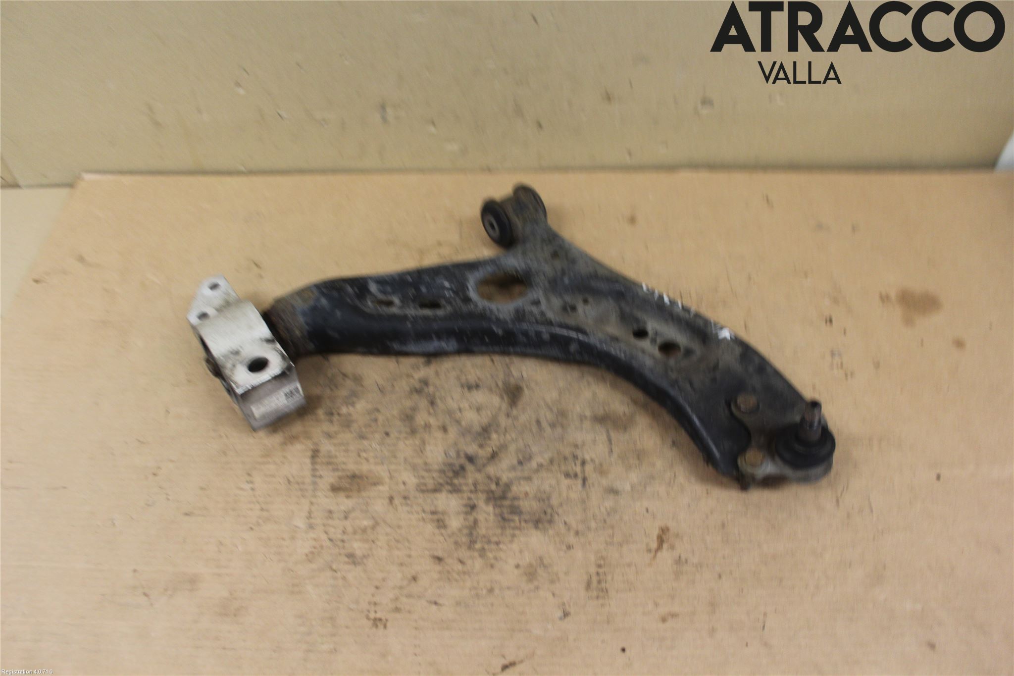 Audi A3/S3 05-13 Bärarm Fram Undre Vä