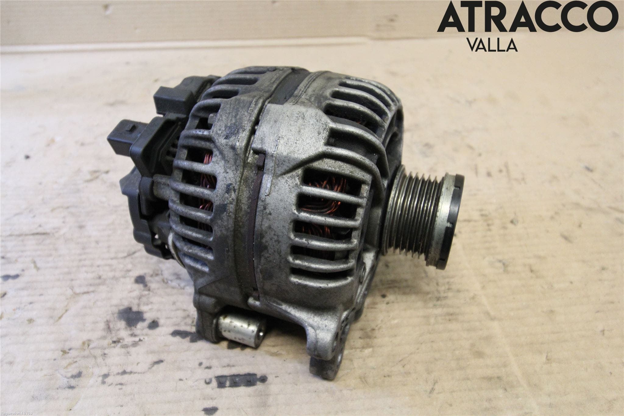 Volkswagen VW GOLF VI 09-13 Generator